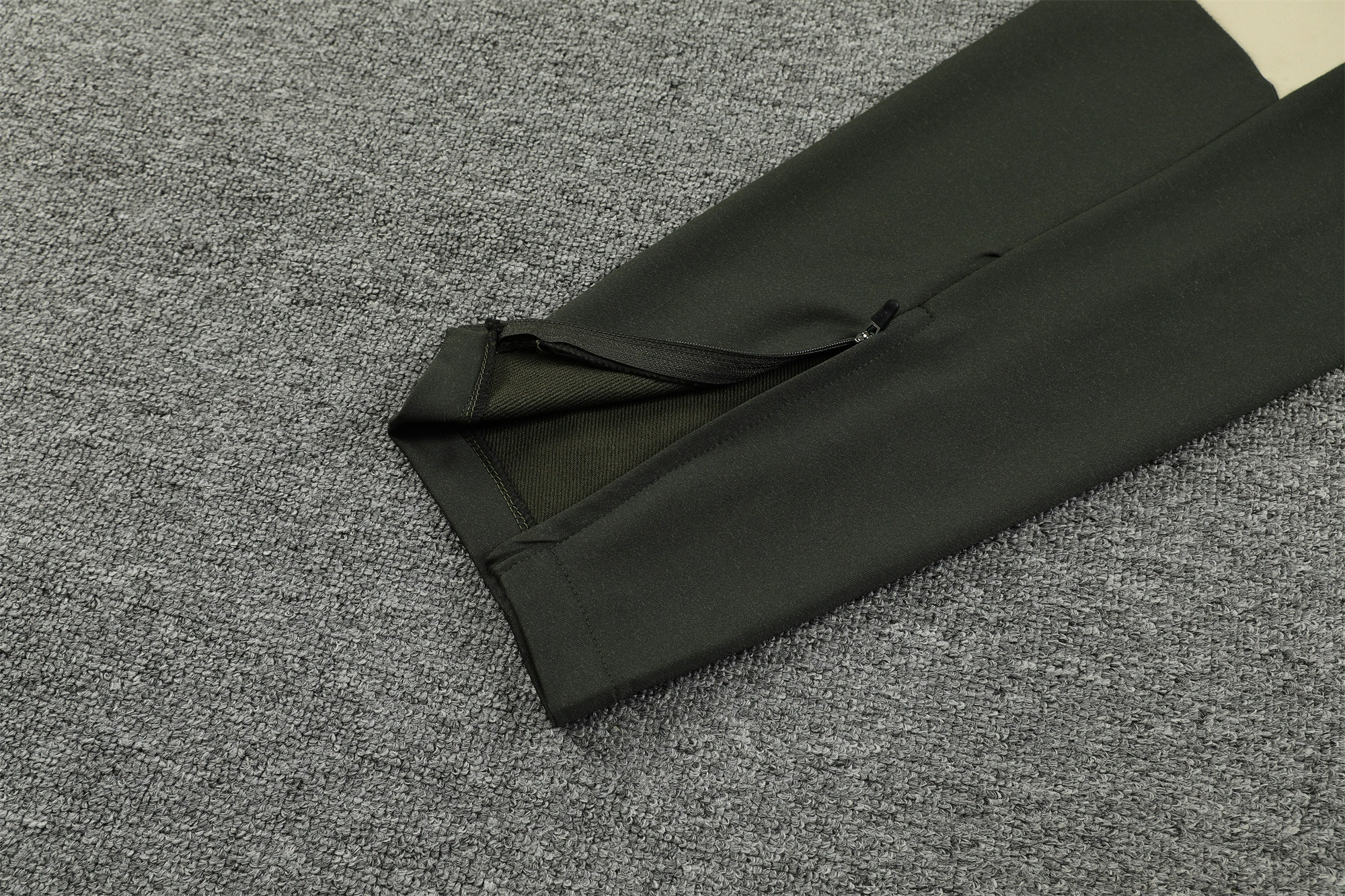 B.A.R.S.A 23-24 Men's Training Hoodie + Pants - Unitedfutballjersey