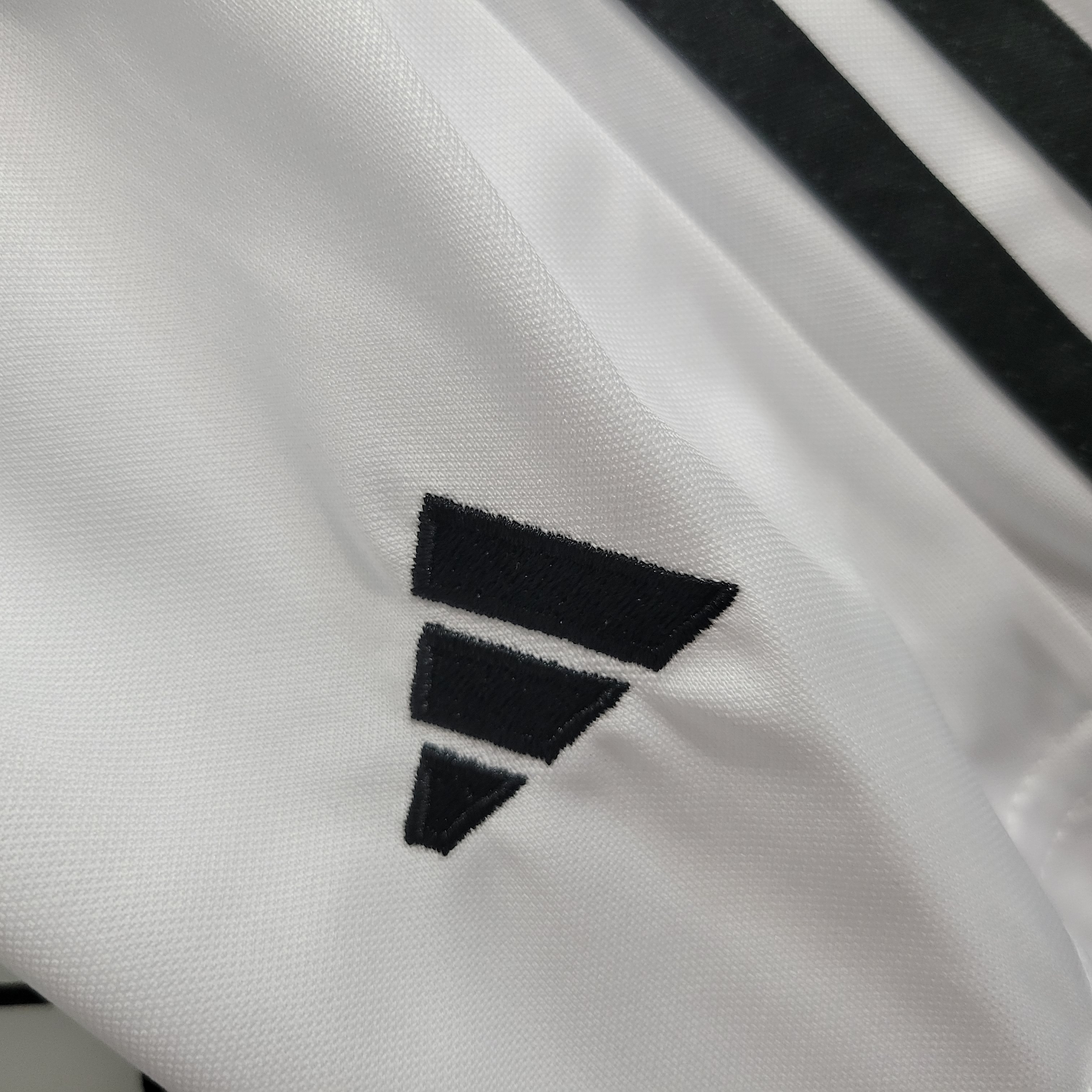 Juventus 23-24 Away Kids Kit - Unitedfutballjersey