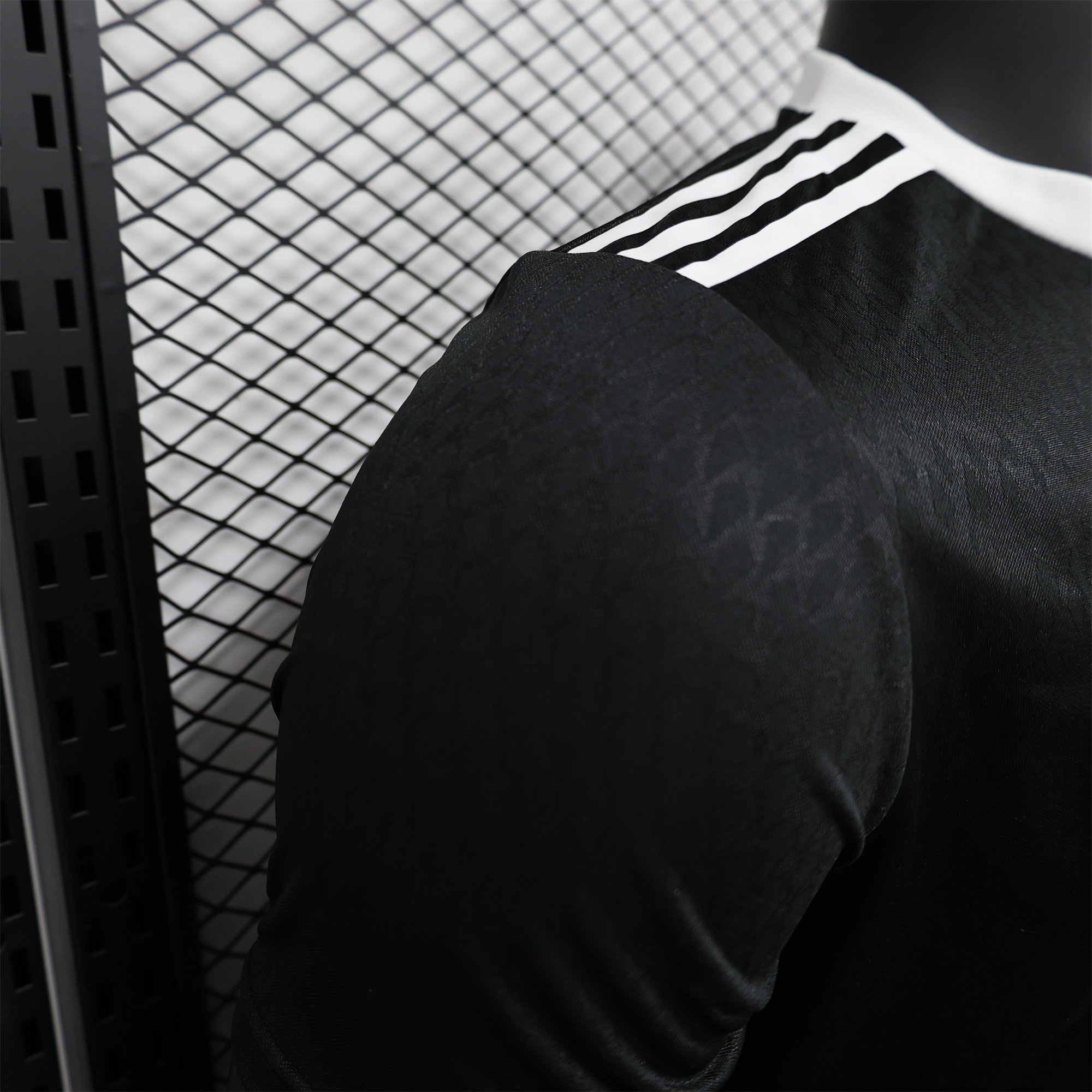 Real Madrid 24-25 Black 2 Special Edition Jersey - Player Version - Unitedfutballjersey