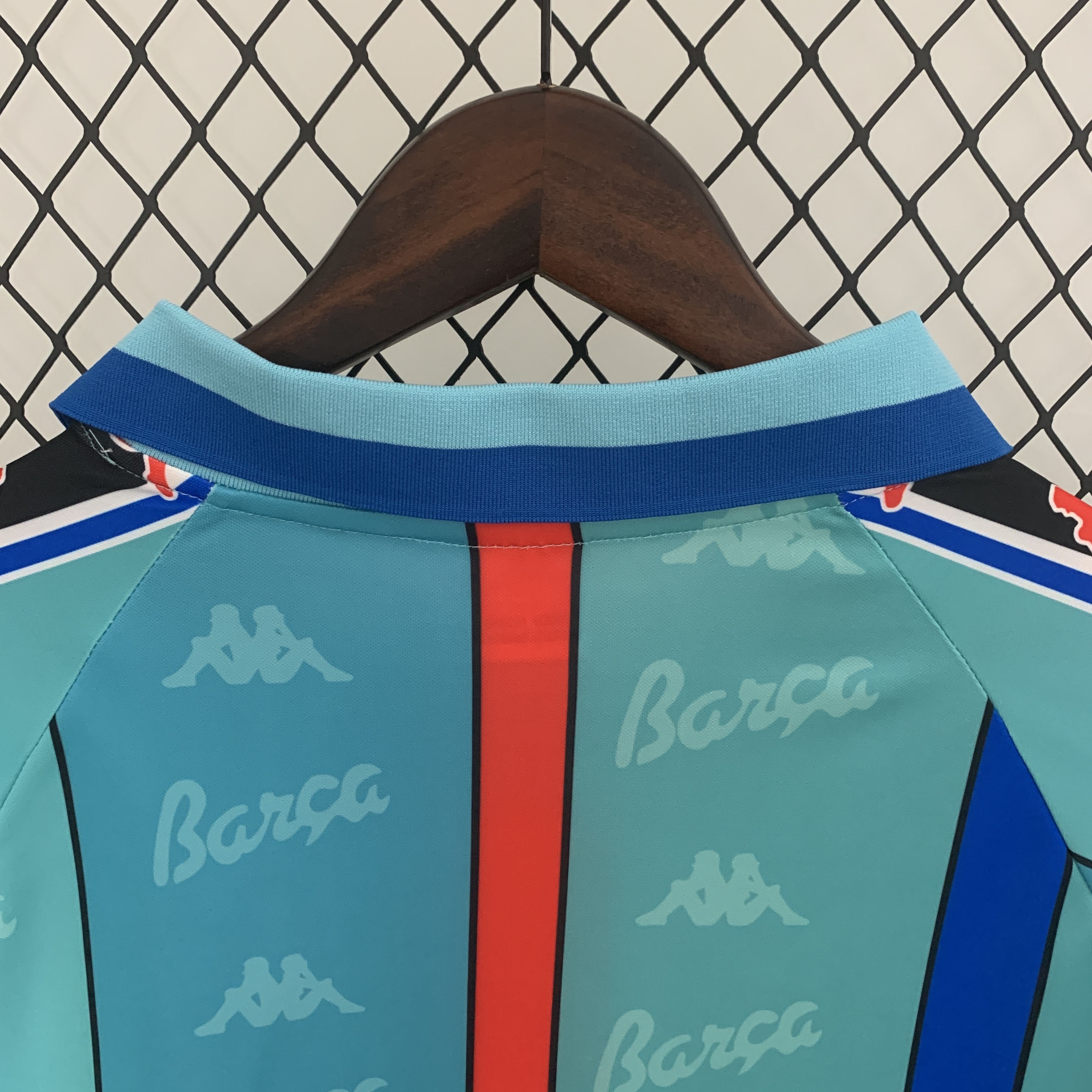 Retro Barcelona 96-97 Away Stadium Long Sleeve Jersey - Unitedfutballjersey