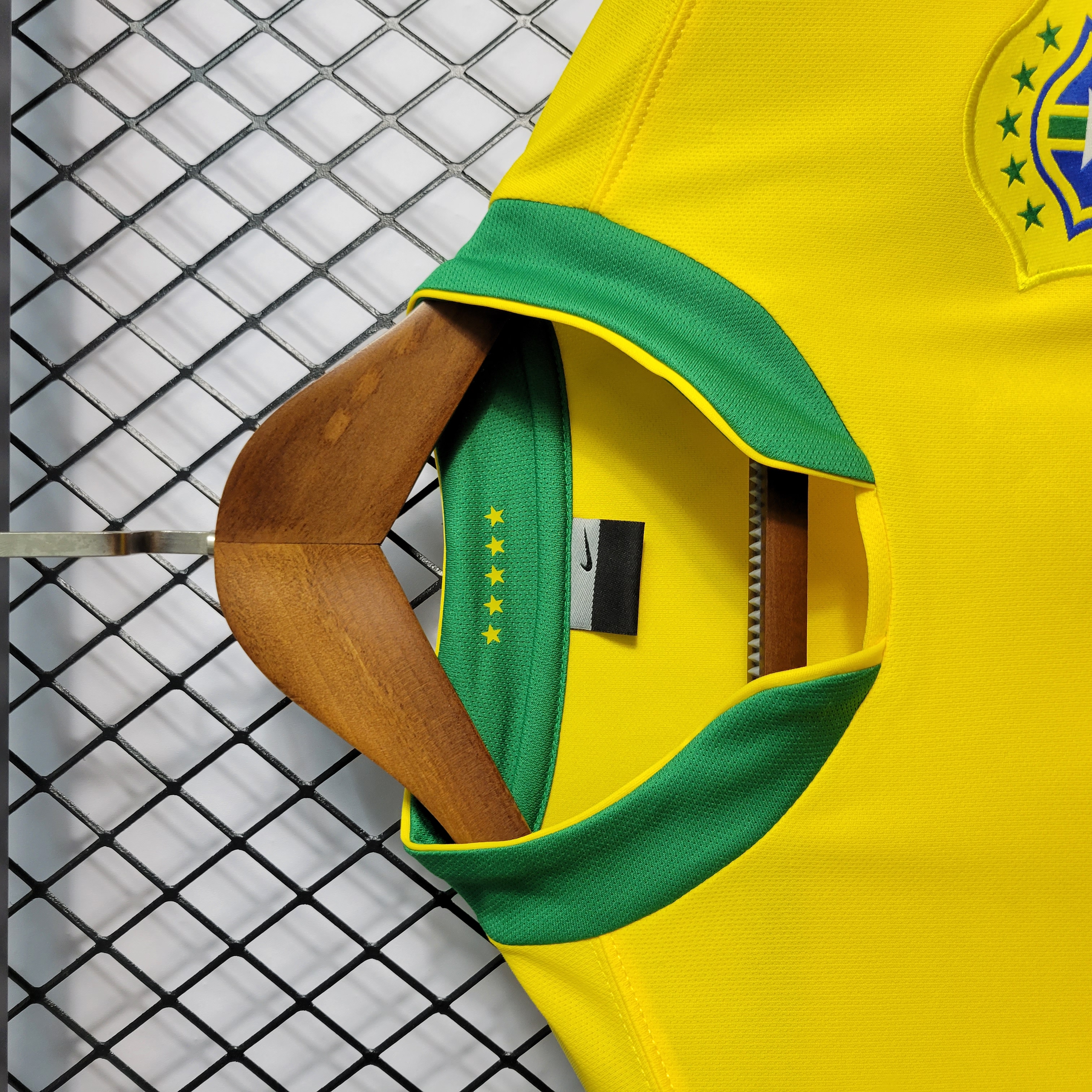 Retro Brazil 2006 Home Stadium Jersey - Unitedfutballjersey