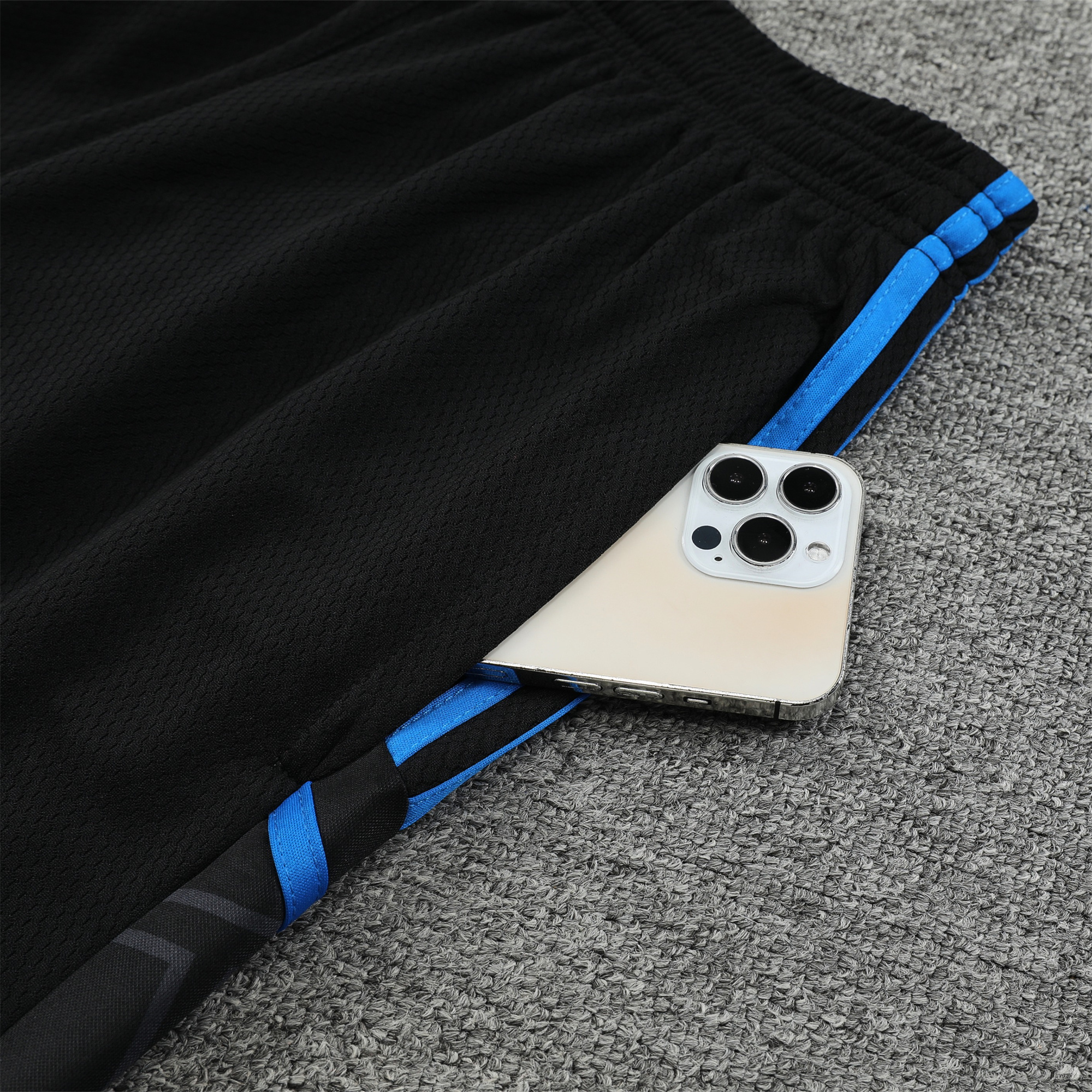 Manchester United 23-24 Vest Training Set Black Line - Unitedfutballjersey