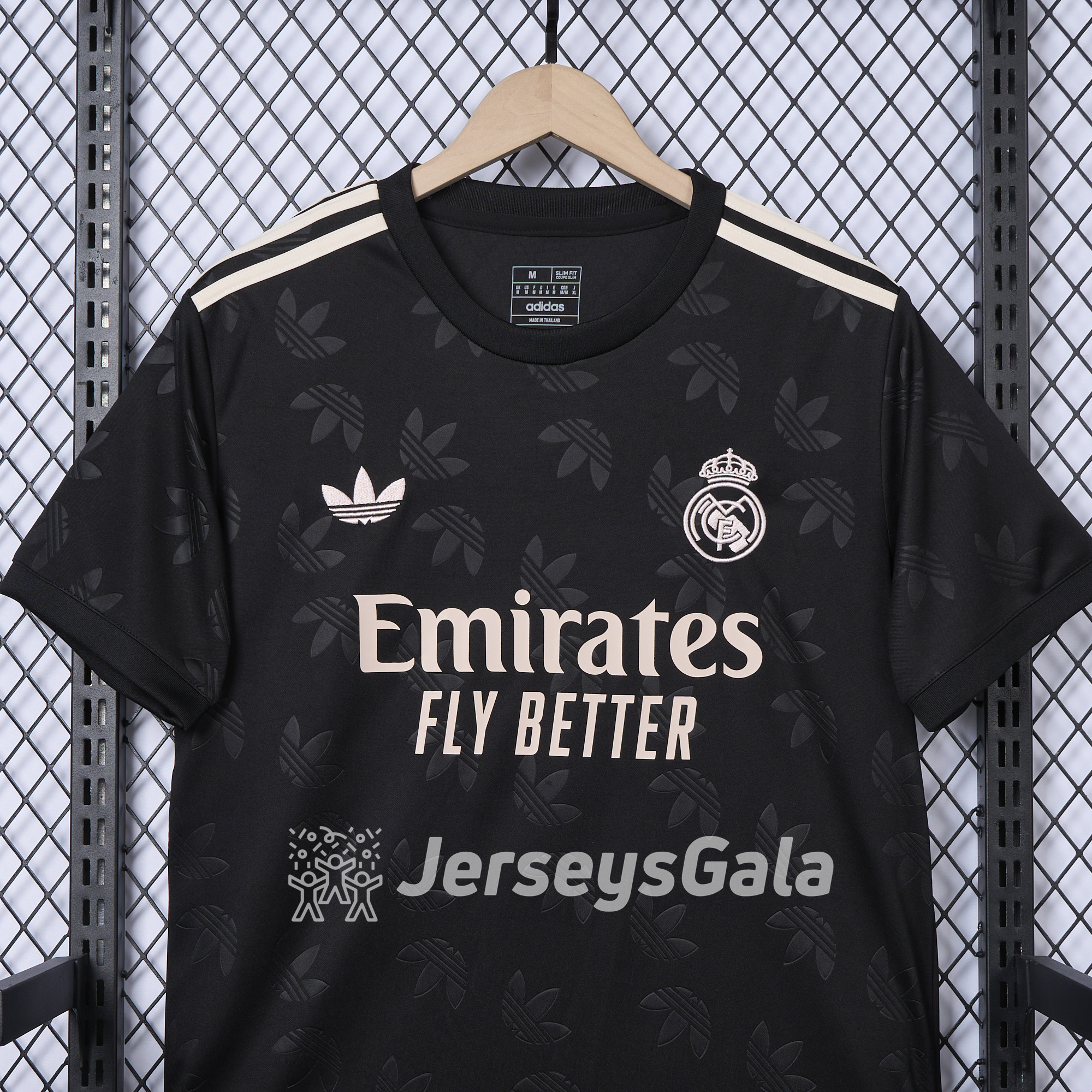 Real Madrid 24-25 Trefoil Black Jersey - Fans Version - Unitedfutballjersey
