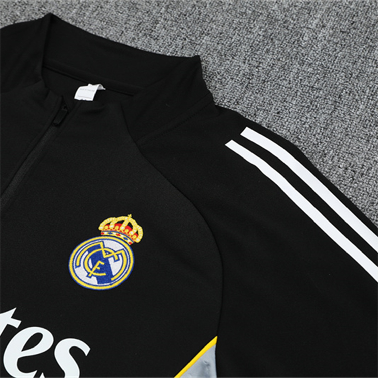Real Madrid 25-26 Kid Long Sleeves Training Set - Black Top & Black Pants - Unitedfutballjersey
