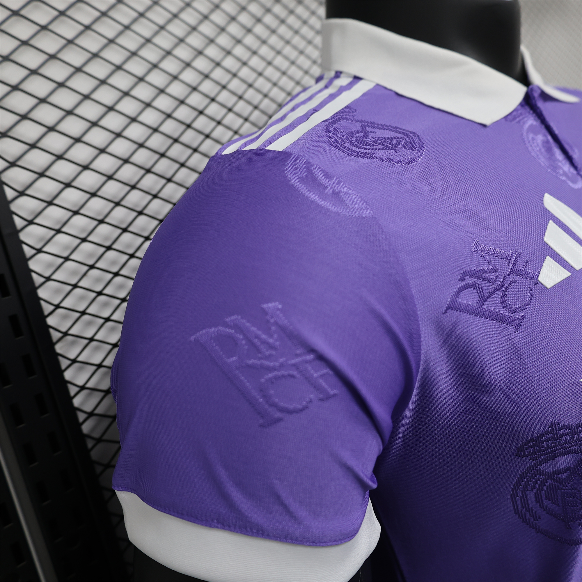 Real Madrid 24-25 Purple LOGO Special Edition Jersey - Player Version - Unitedfutballjersey