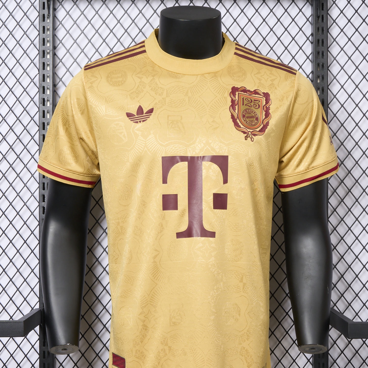 Bayern Munich 2025 Golden 125th Anniversary Jersey - Player Version - Unitedfutballjersey