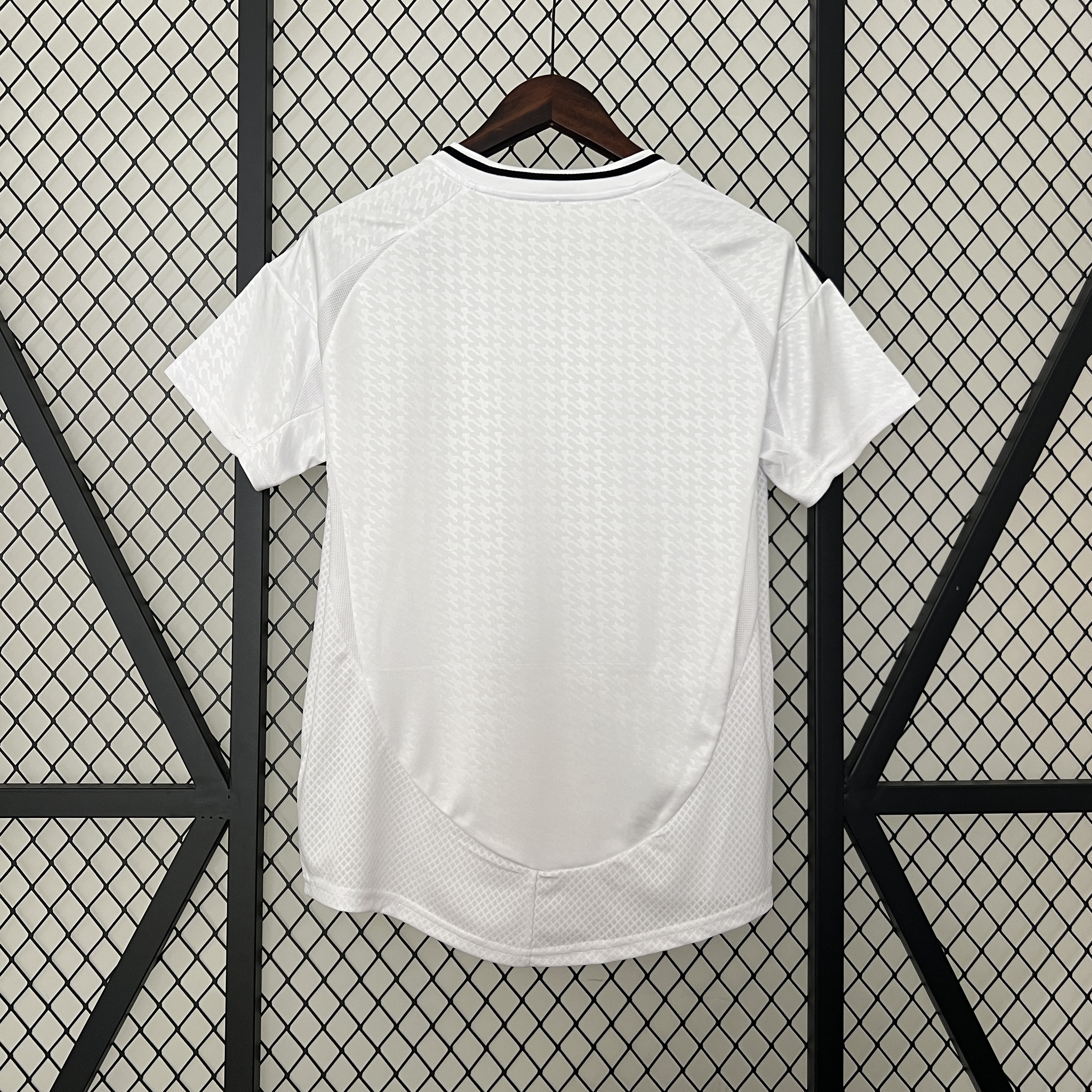 Women's Real Madrid 24-25 Home Stadium Jersey - Unitedfutballjersey