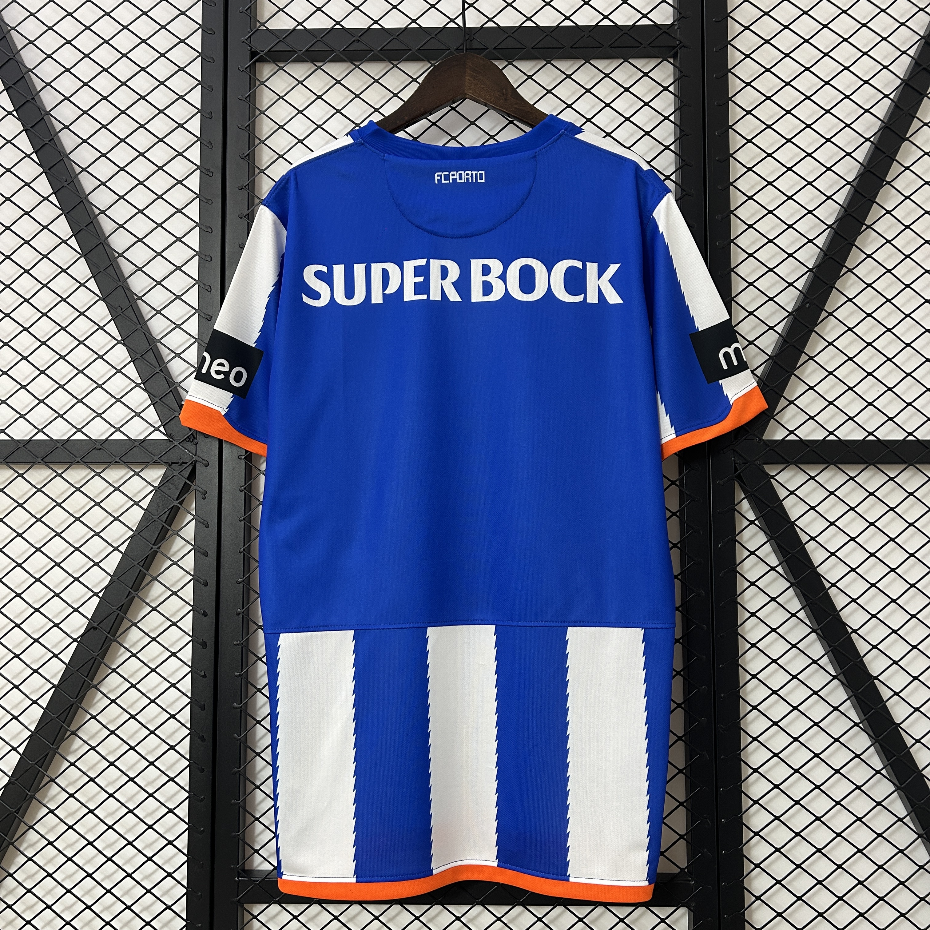 Retro Porto 2010-11 Home Jersey - Unitedfutballjersey