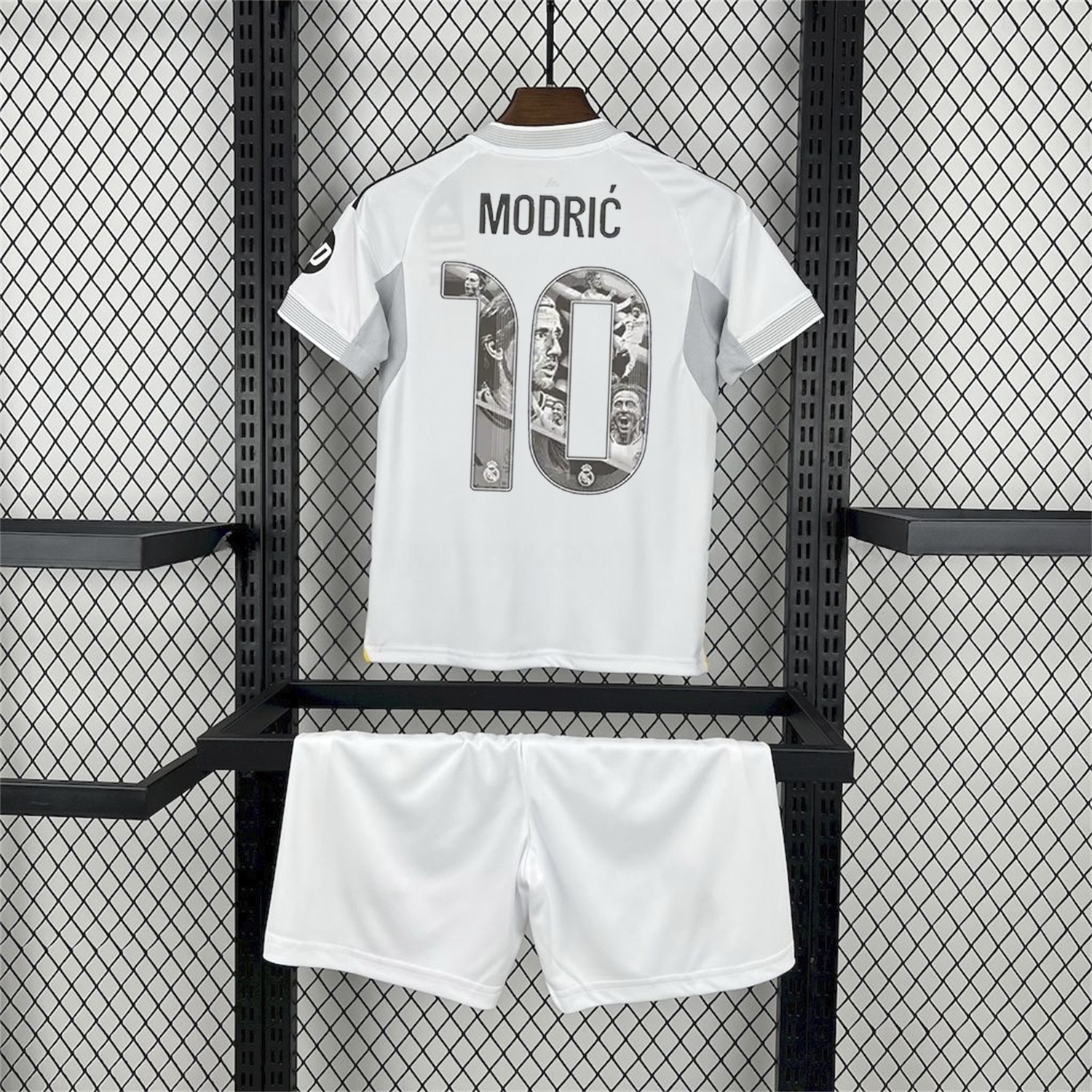 Real Madrid 25-26 Home Modrić Limited Edition Kids Kit - Fans Version - Unitedfutballjersey