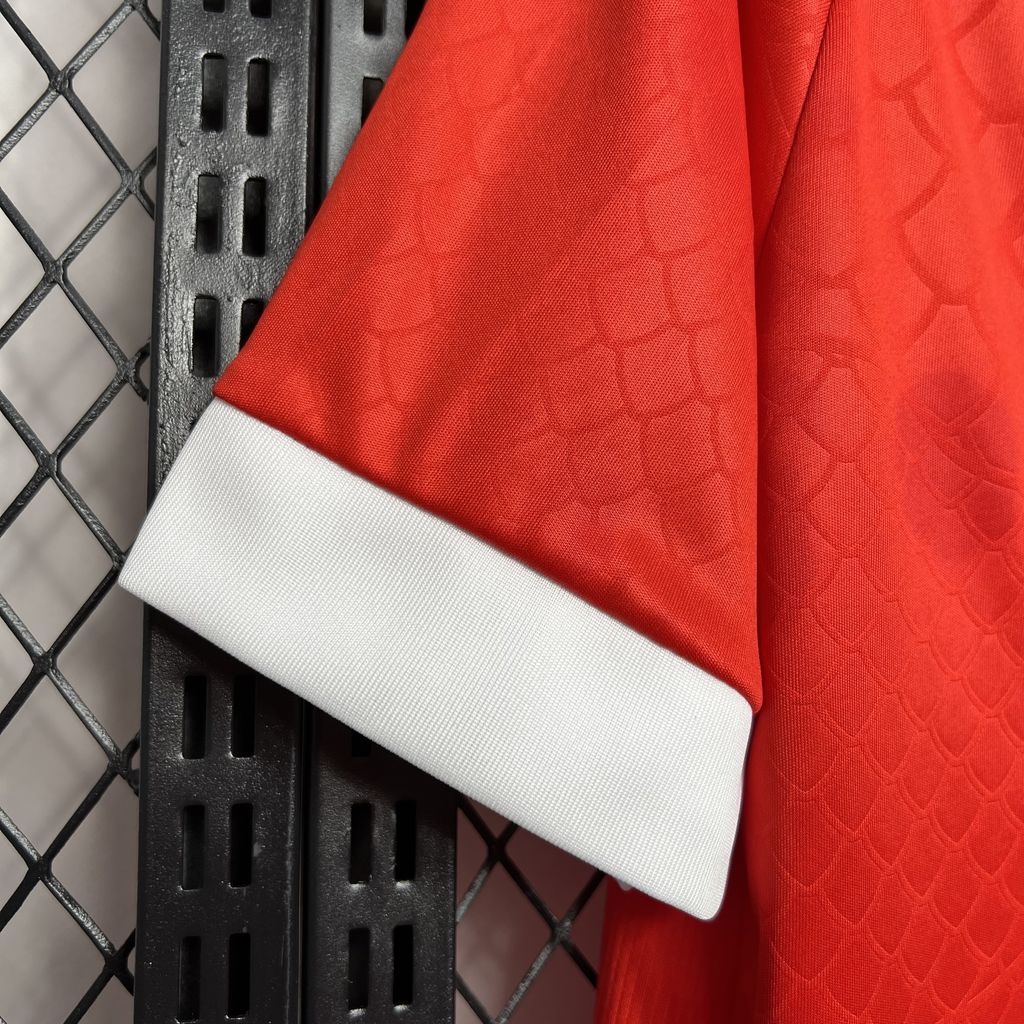 Wrexham 24-25 Home Stadium Jersey - Fans Version - Unitedfutballjersey