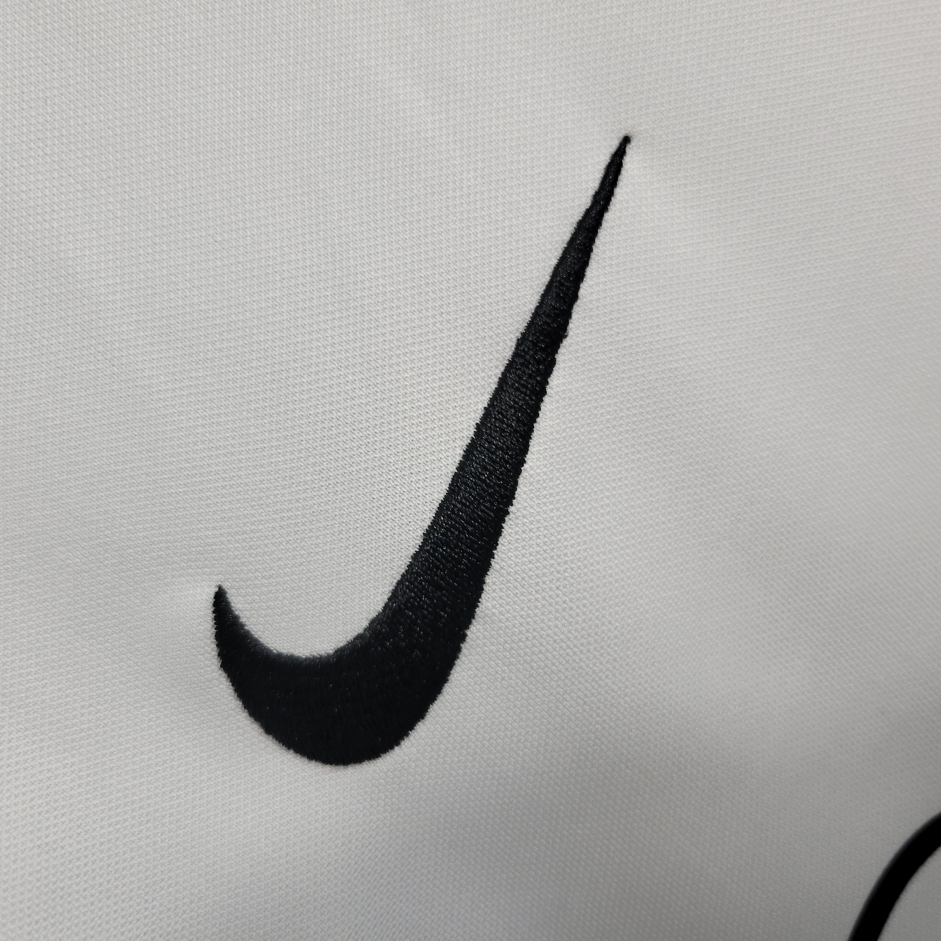 Frankfurt 23-24 Special Jersey - Fans Version - Unitedfutballjersey