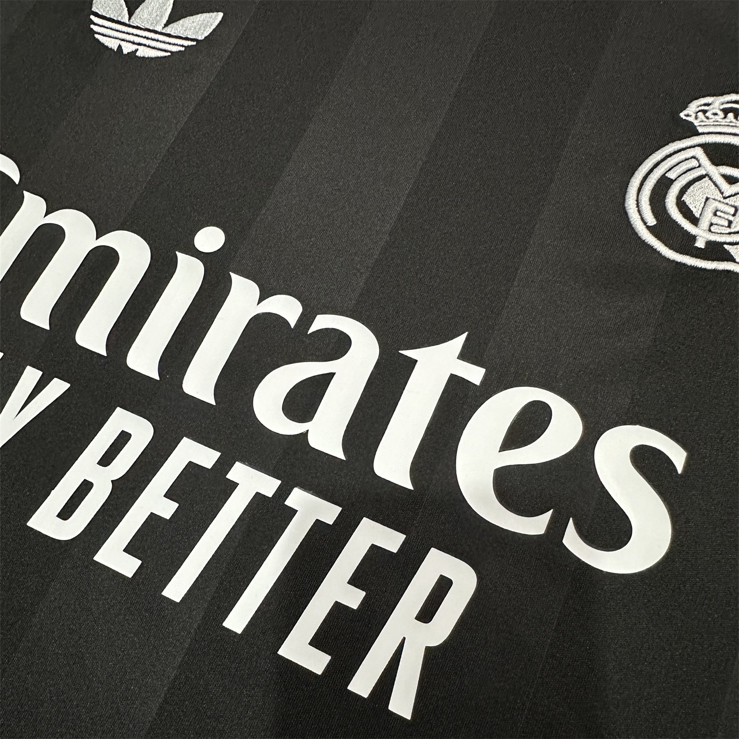 Real Madrid 25-26 Black Terrace Goalkeeper Jersey - Fans Version - Unitedfutballjersey