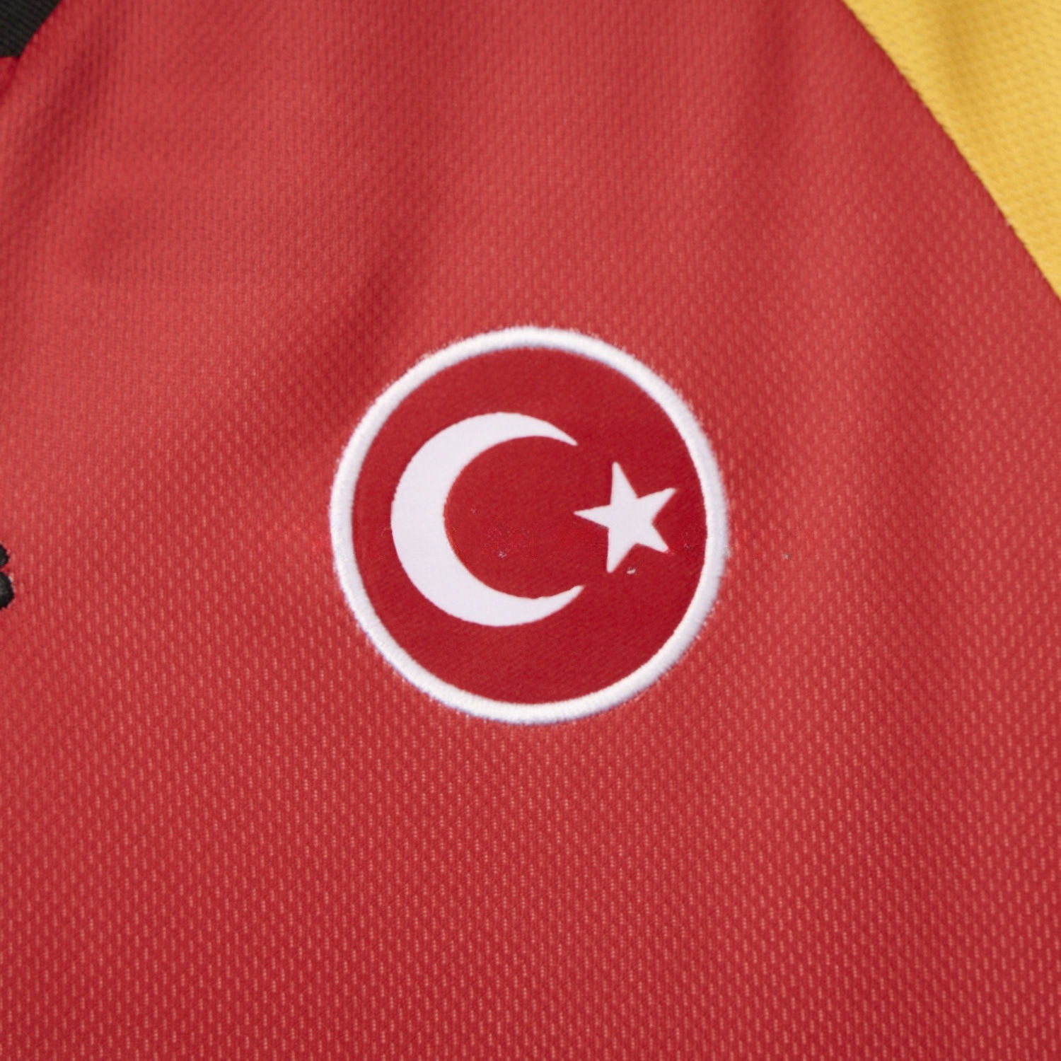 Retro Galatasaray 1998-99 Home Jersey - Unitedfutballjersey
