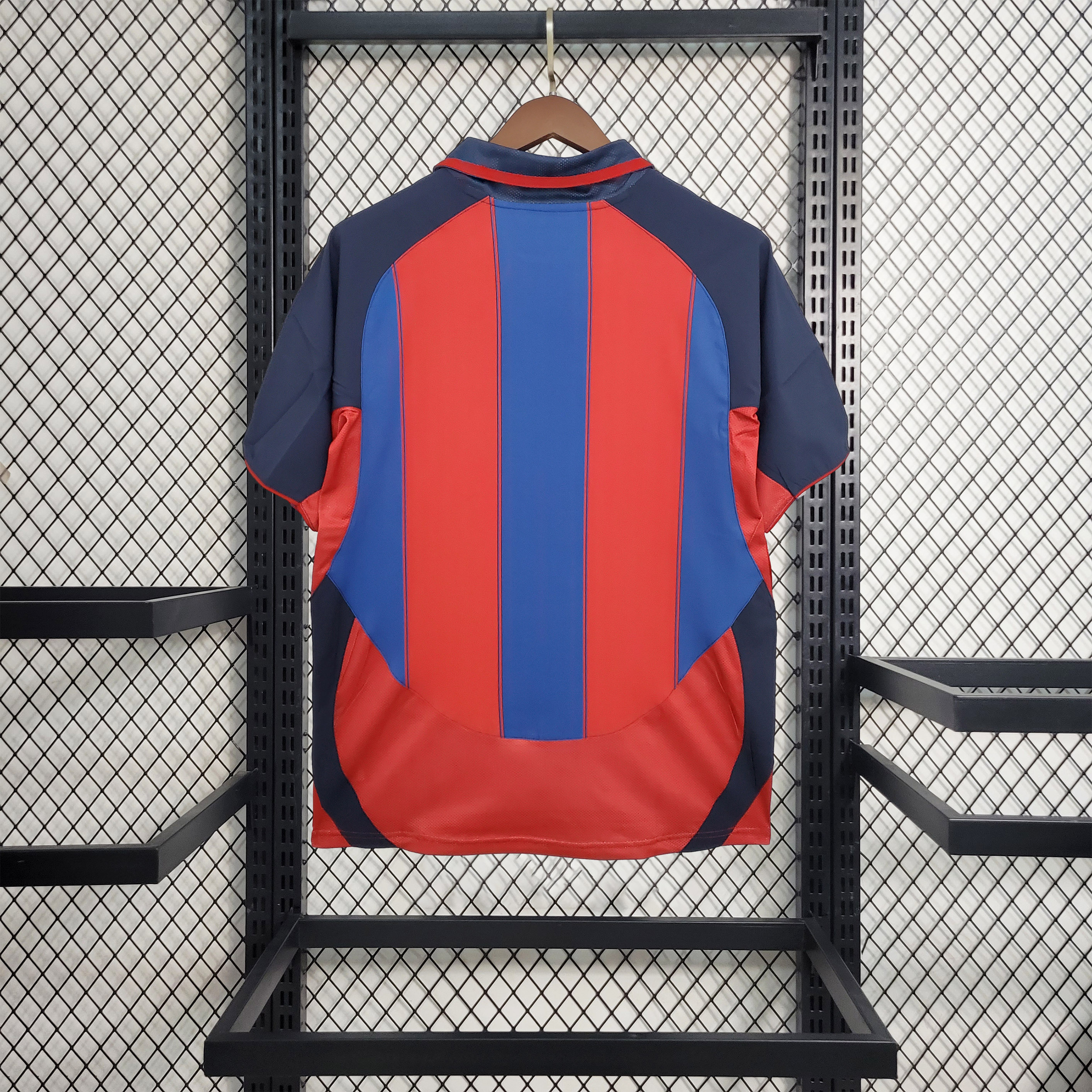B.A.R.S.A Retro 03-04 Home Stadium Jersey - Unitedfutballjersey