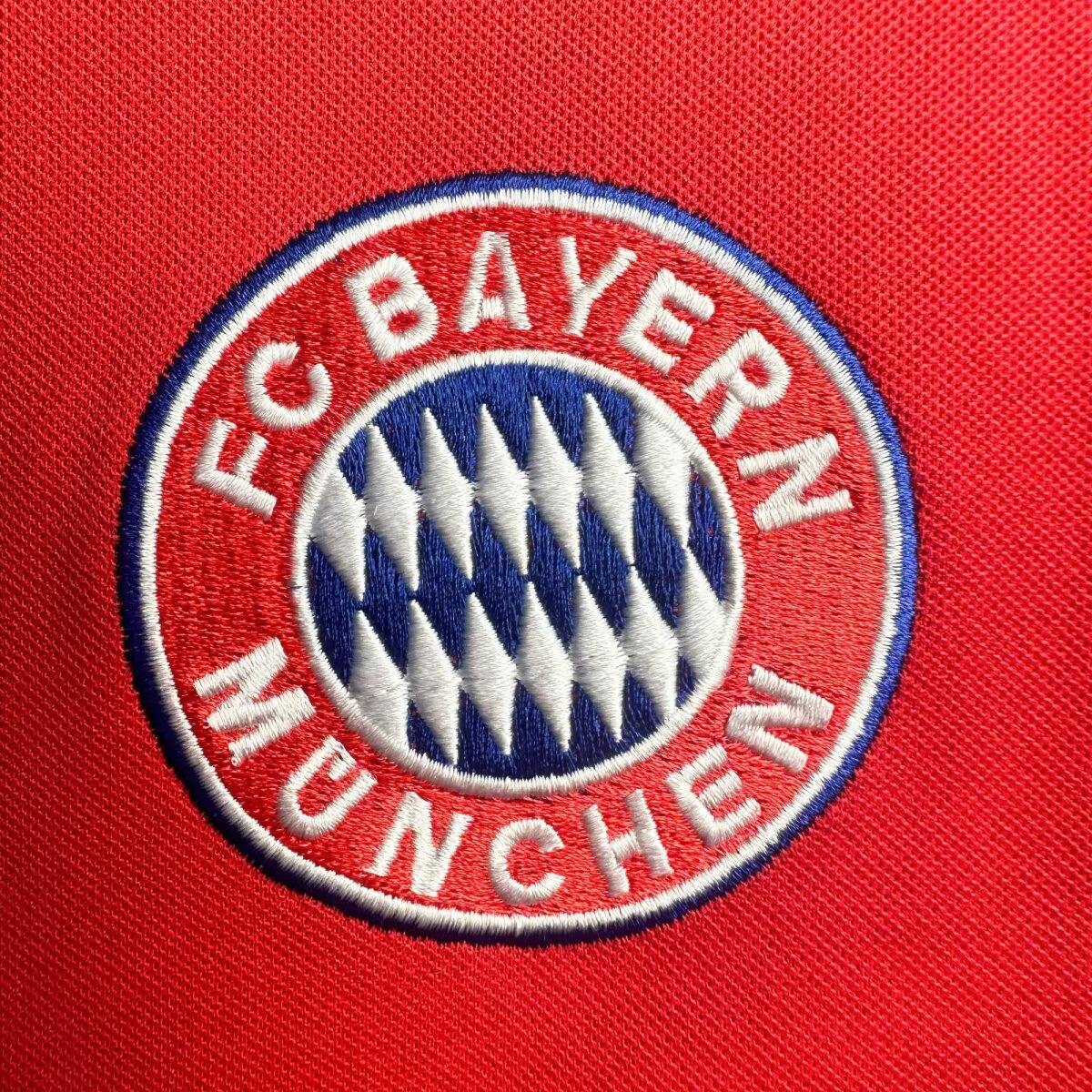Retro Bayern Munich 2001-02 European Home Jersey - Unitedfutballjersey