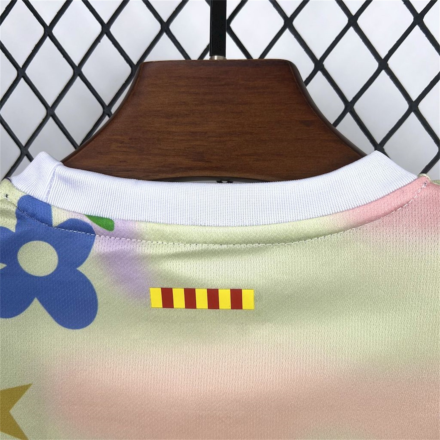 Barcelona 25-26 Stars And Flowers Pink Special Kids Kit - Unitedfutballjersey