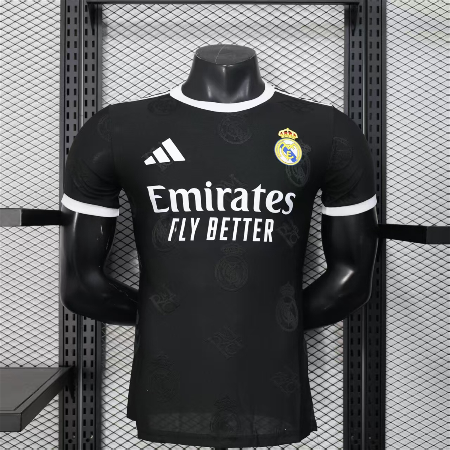 Real Madrid 25-26 Black Team Logo Jacquard Special Jersey - Player Version - Unitedfutballjersey