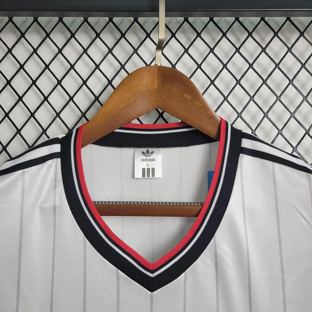 Retro Manchester United 82-83 Away Jersey - Unitedfutballjersey