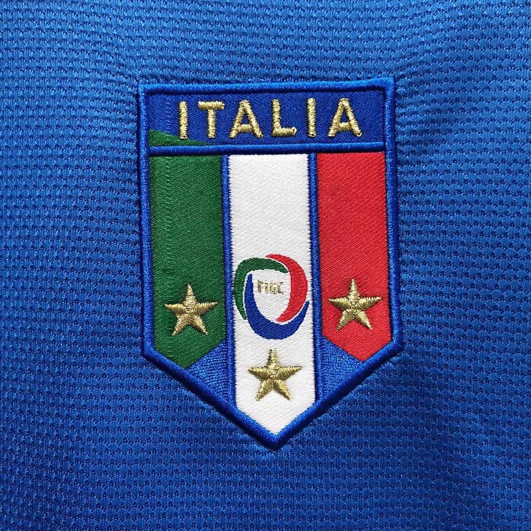 Retro Italy 2006 Home Stadium Jersey - Unitedfutballjersey