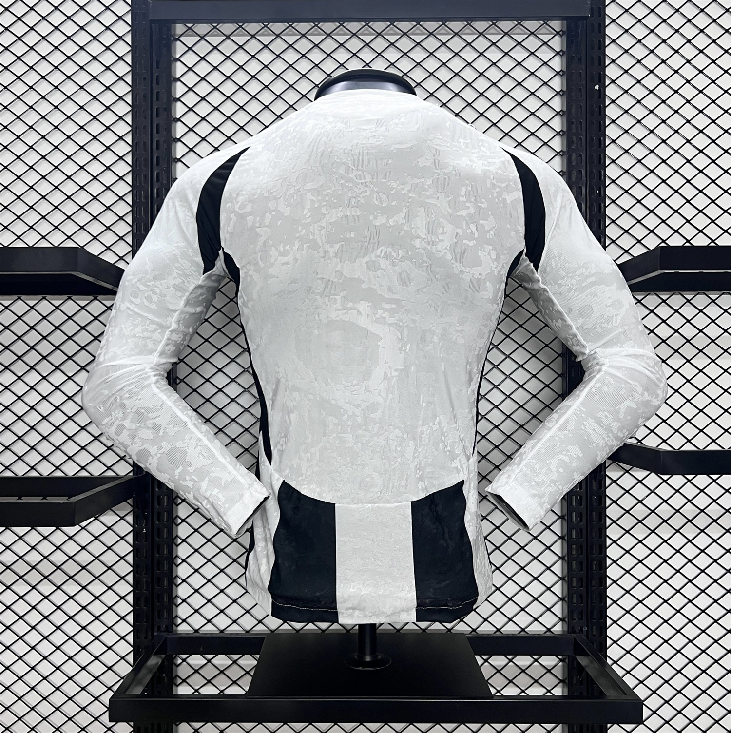 Juventus 24-25 Home Long Sleeve Jersey - Player Version - Unitedfutballjersey