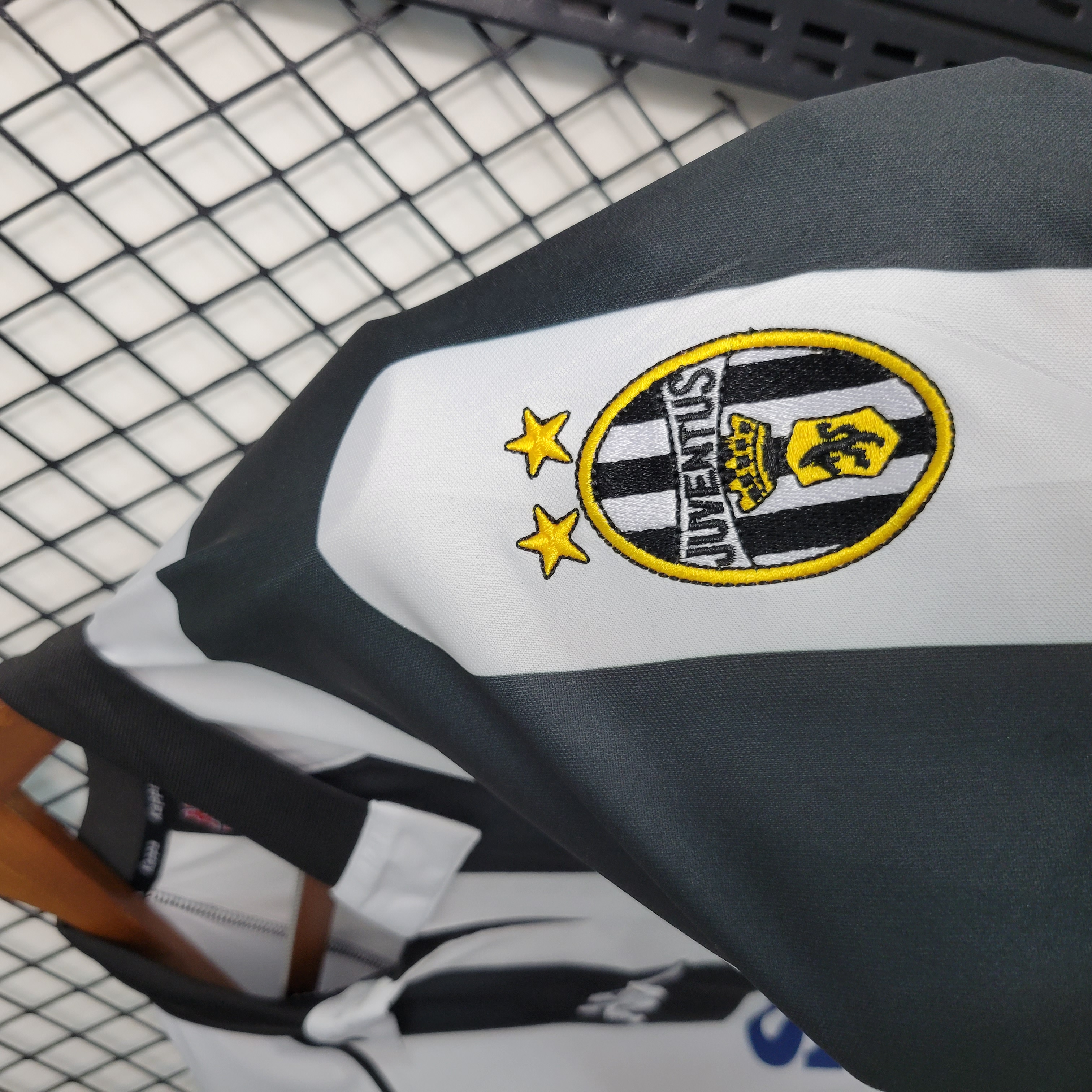 Retro Juventus 1997-98 Home Stadium Jersey - Unitedfutballjersey