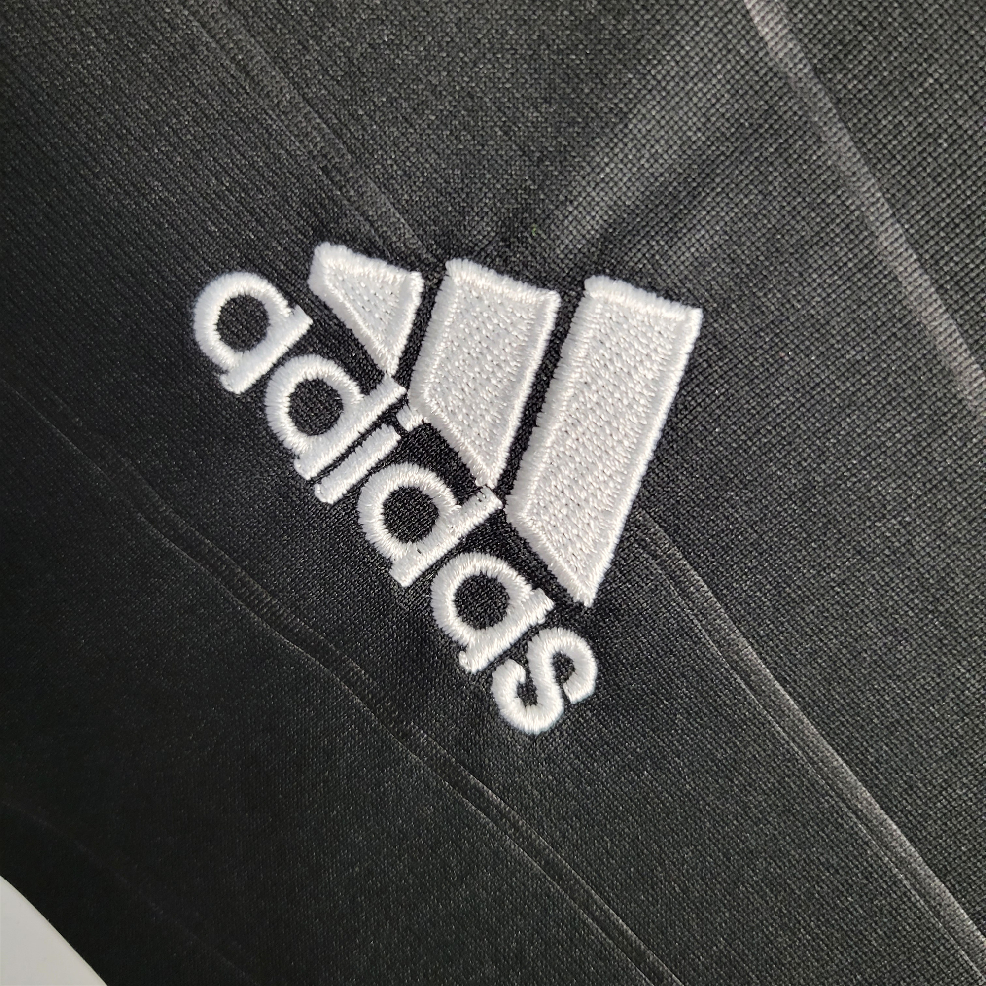 Retro Real Madrid 10-11 Away Stadium Jersey - Unitedfutballjersey