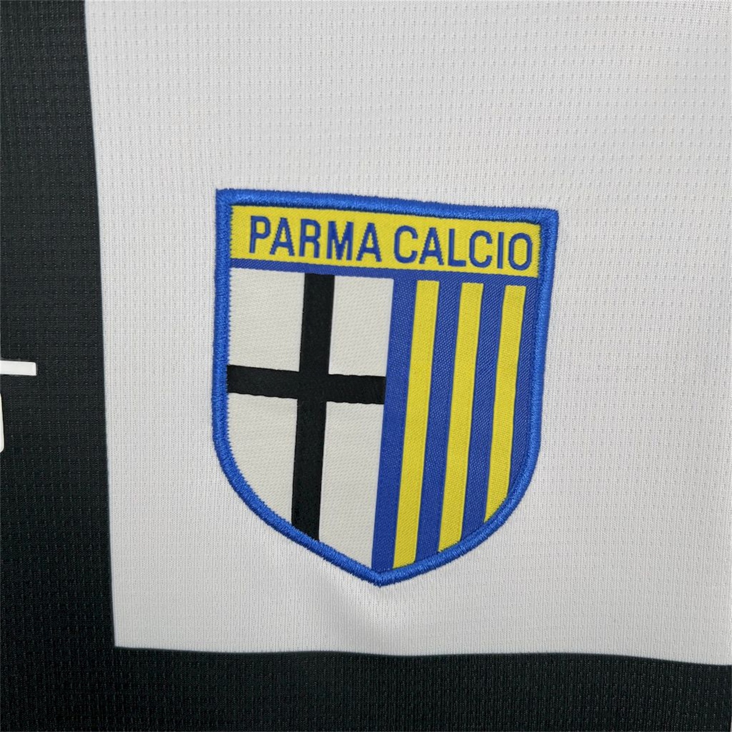Parma 25-26 Home Jersey - Fans Version - Unitedfutballjersey