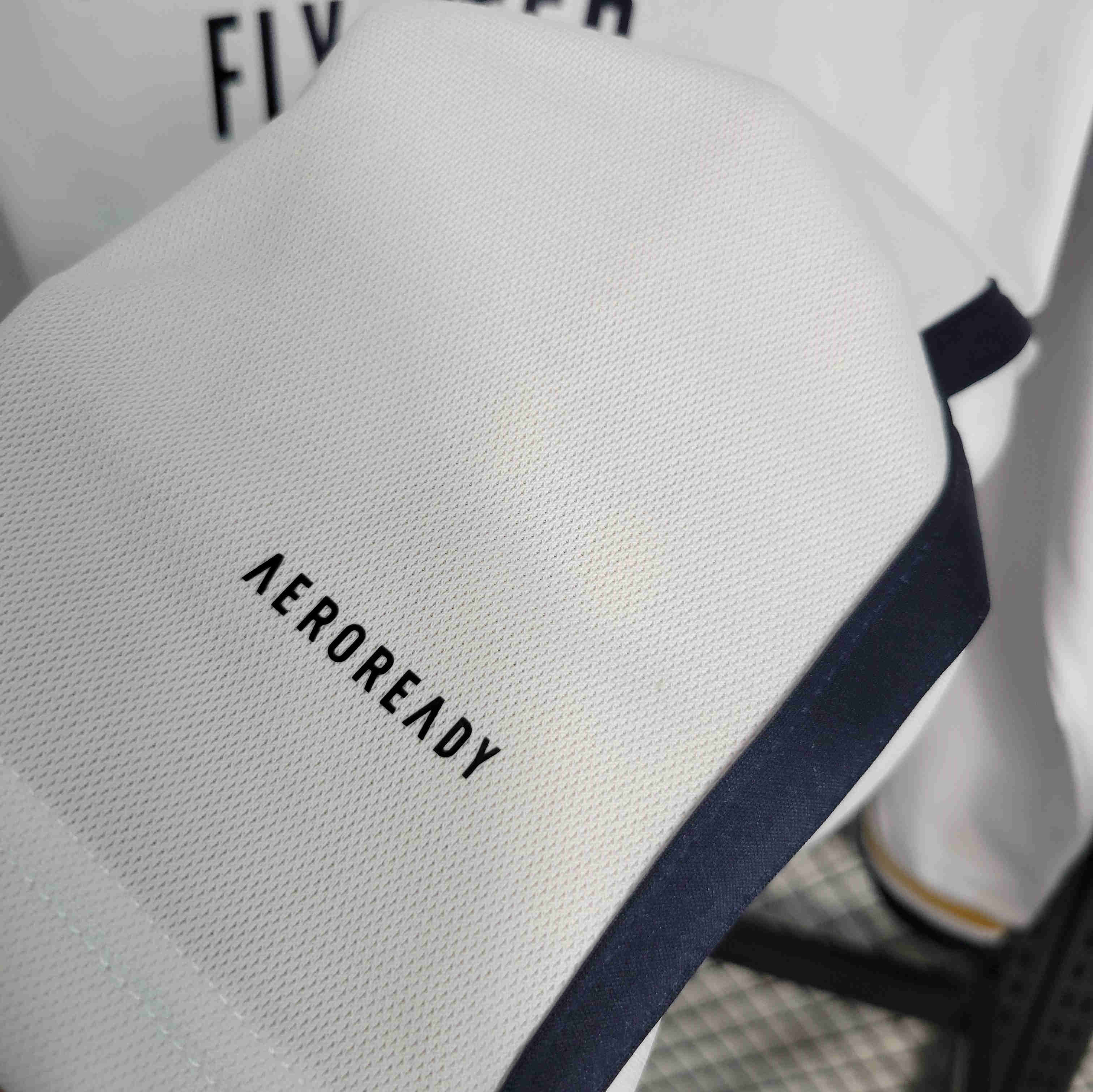 23-24 Real Madrid Home Long Sleeve Jersey - Fans Version - Unitedfutballjersey