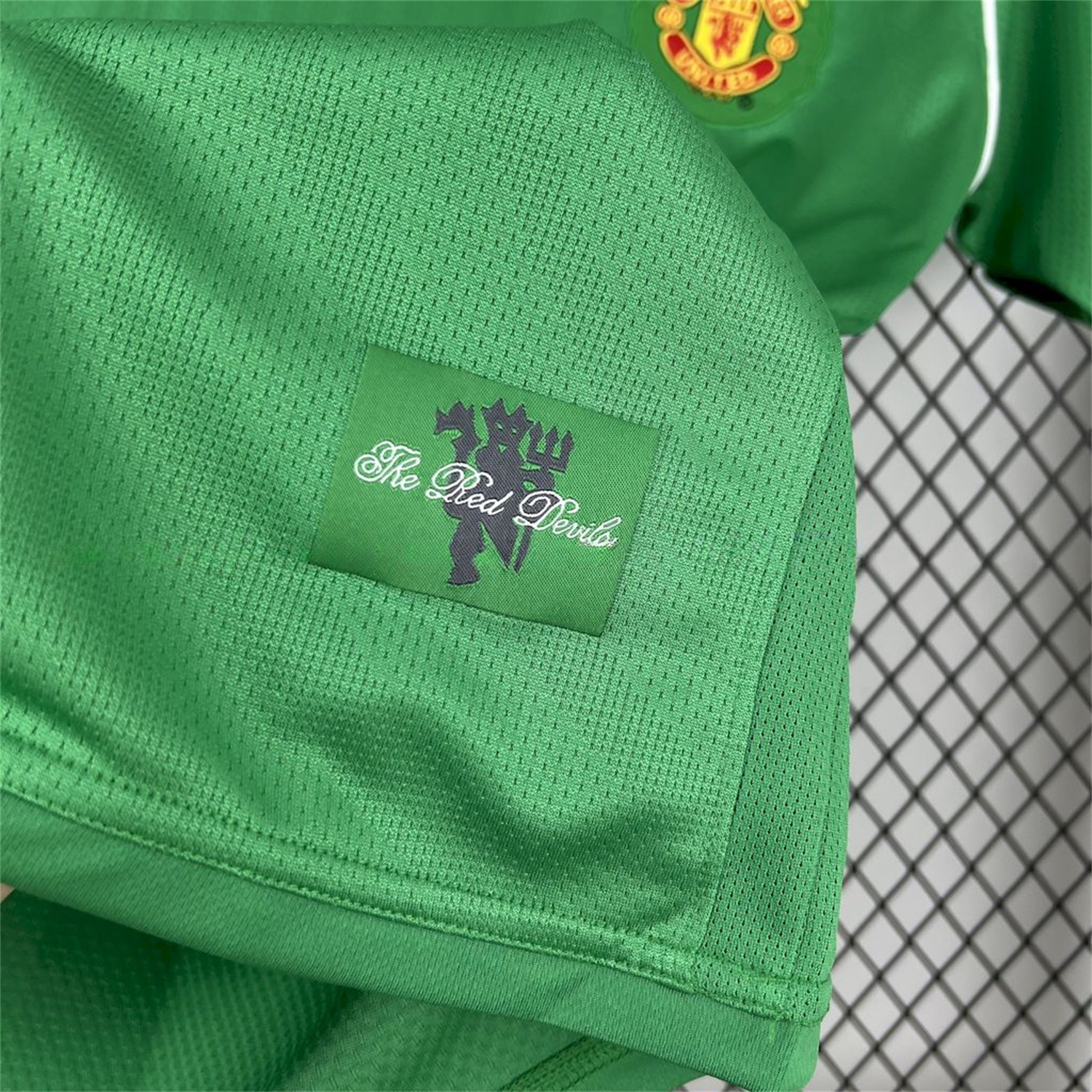 Retro Manchester United 2007-08 Green Goalkeeper Jersey - Unitedfutballjersey
