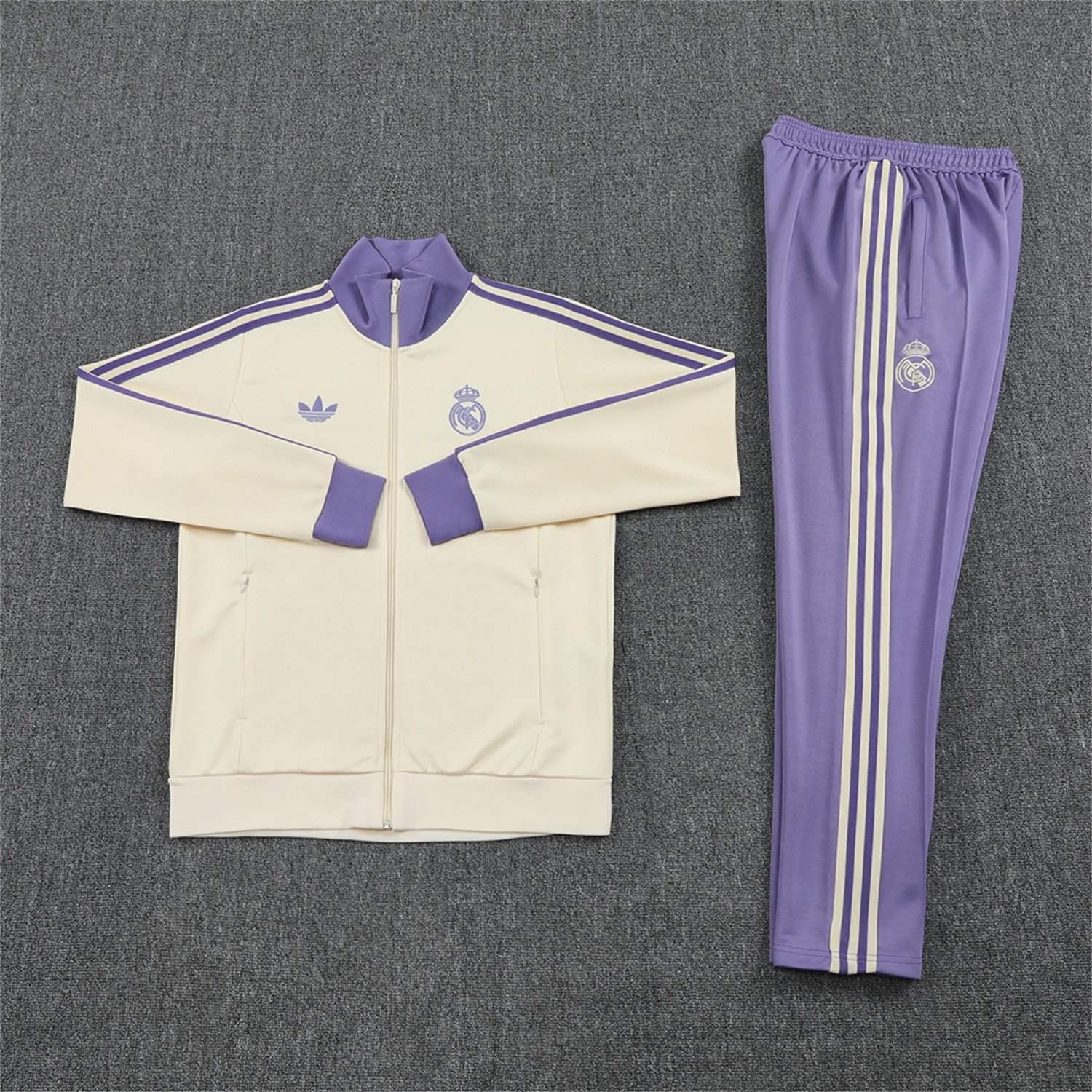 Real Madrid 24-25 Throwback Jacket Training Tracksuit - Off-white Jackets & Purple Pants - Unitedfutballjersey