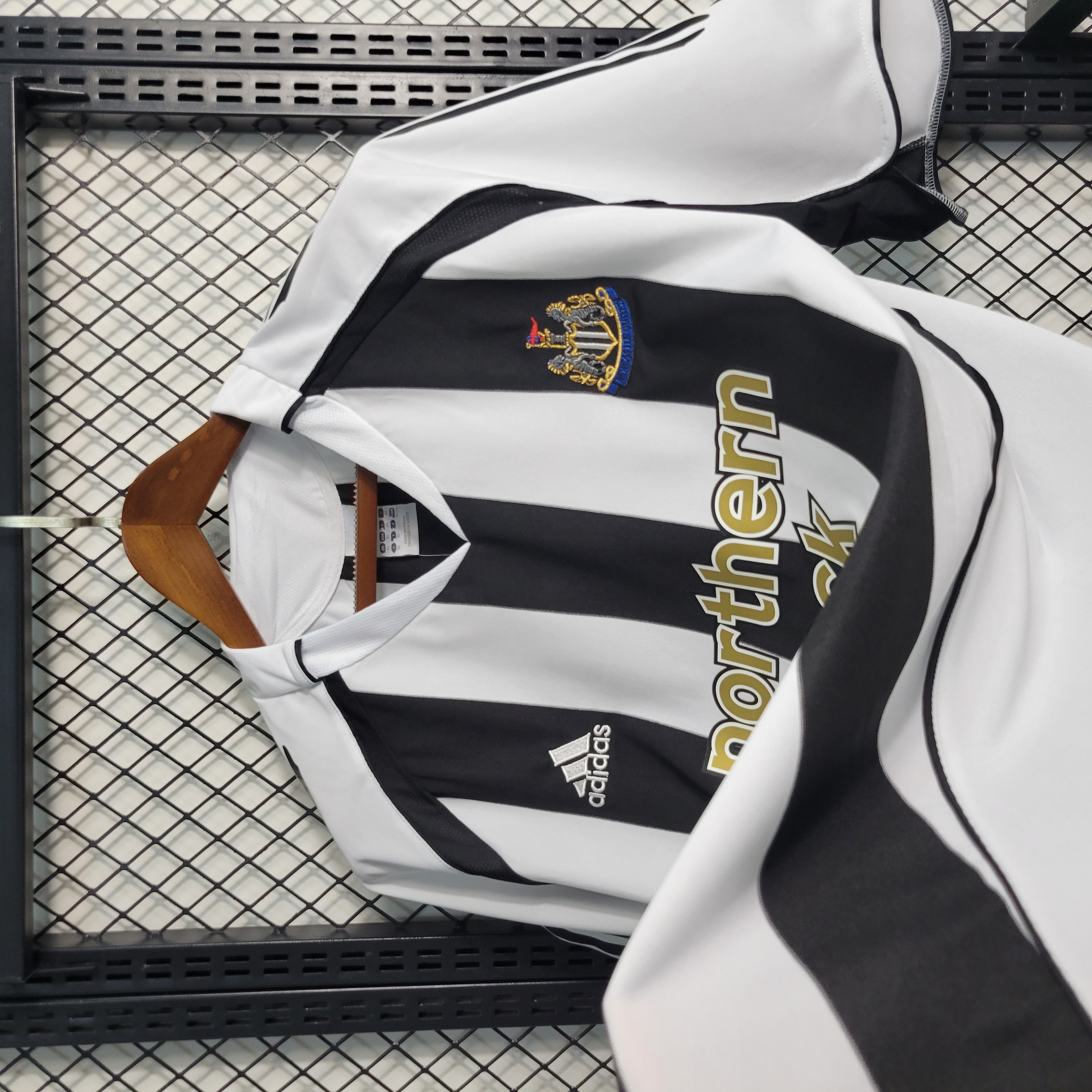 Retro Newcastle United 04-06 Home Stadium Jersey - Unitedfutballjersey