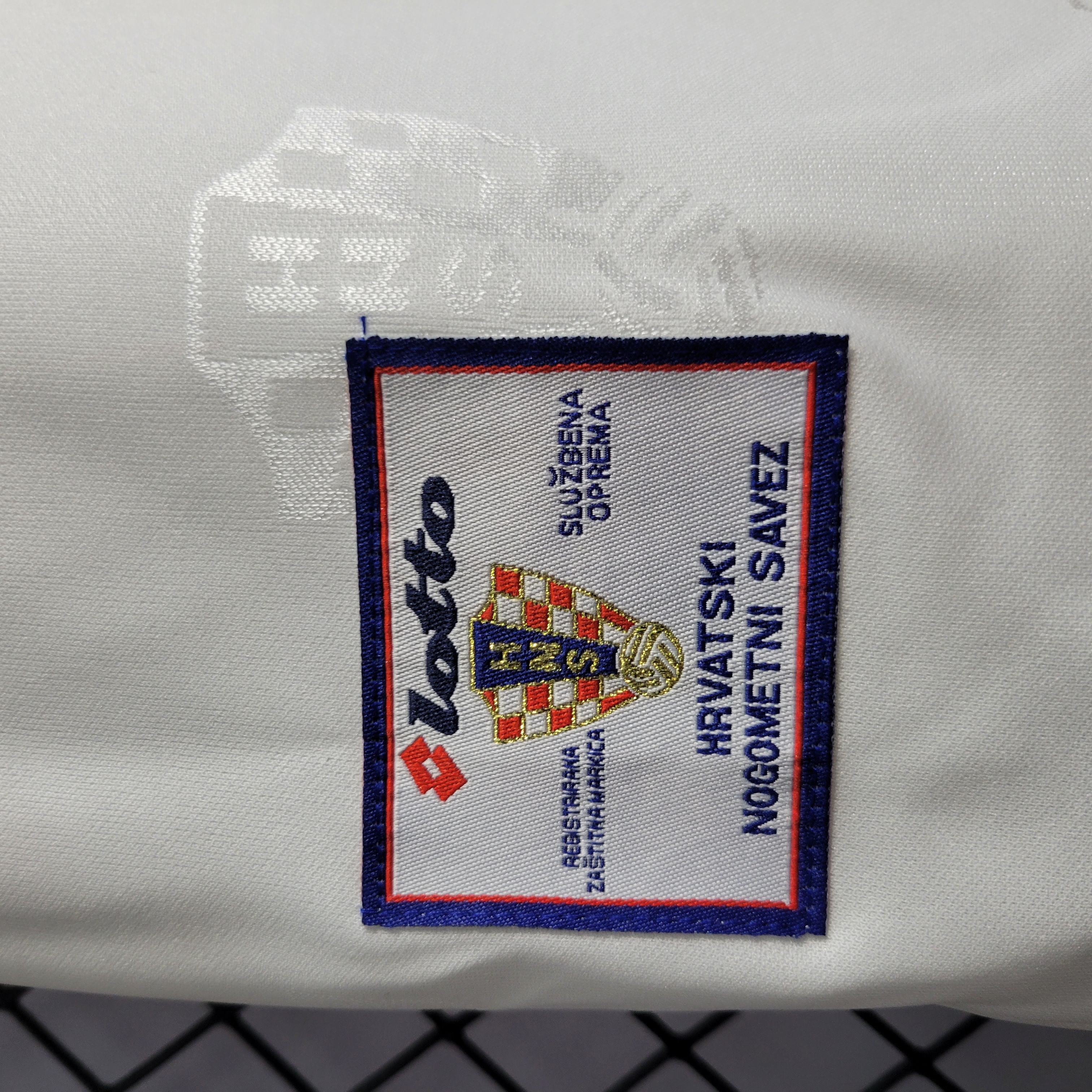 Retro Croatia 1998 Home Stadium Jersey - Unitedfutballjersey