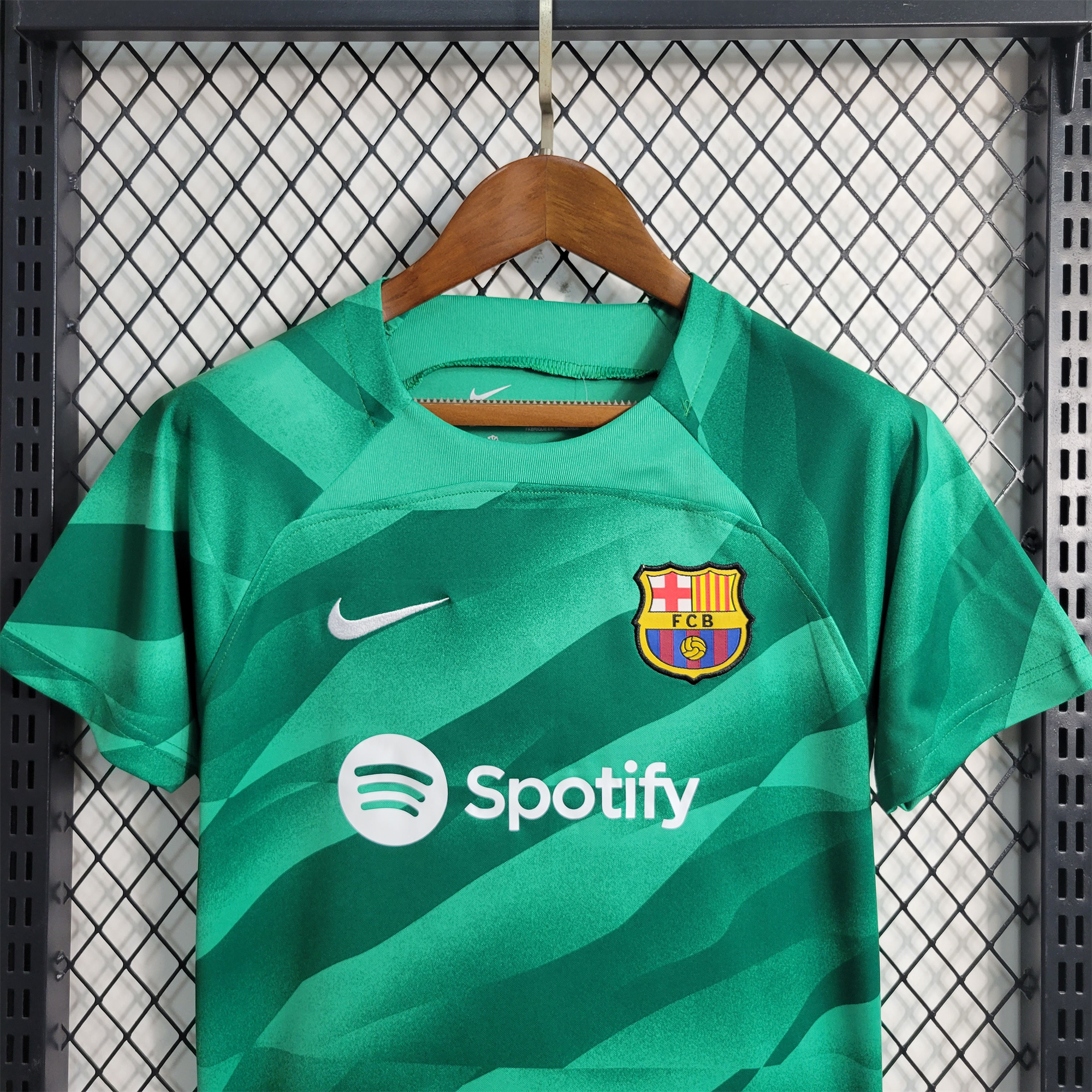 B.A.R.S.A 23-24 Green Goalkeeper Kids Kit - Unitedfutballjersey