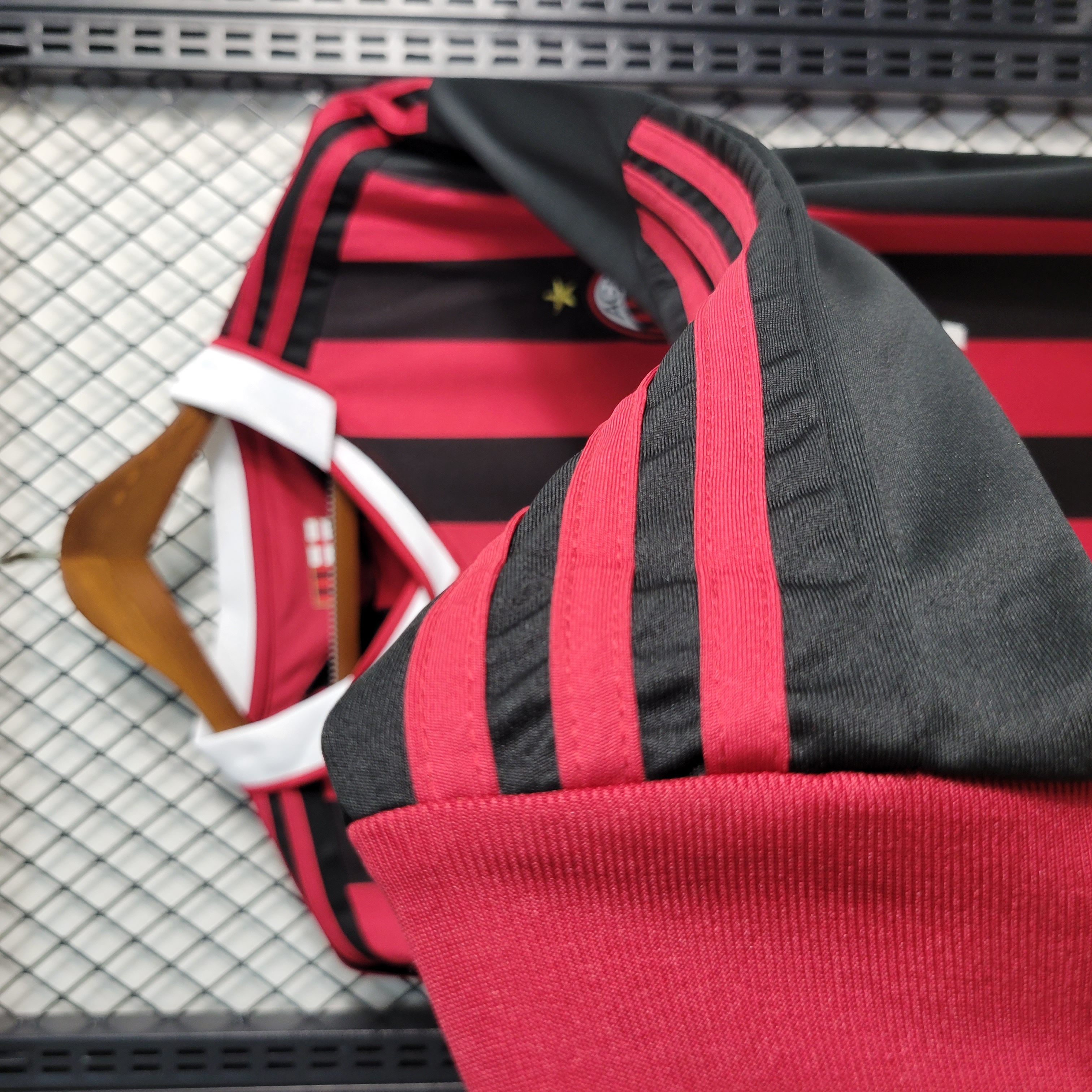 Retro AC Milan 2009-10 Home Stadium Long Sleeve Jersey - Unitedfutballjersey