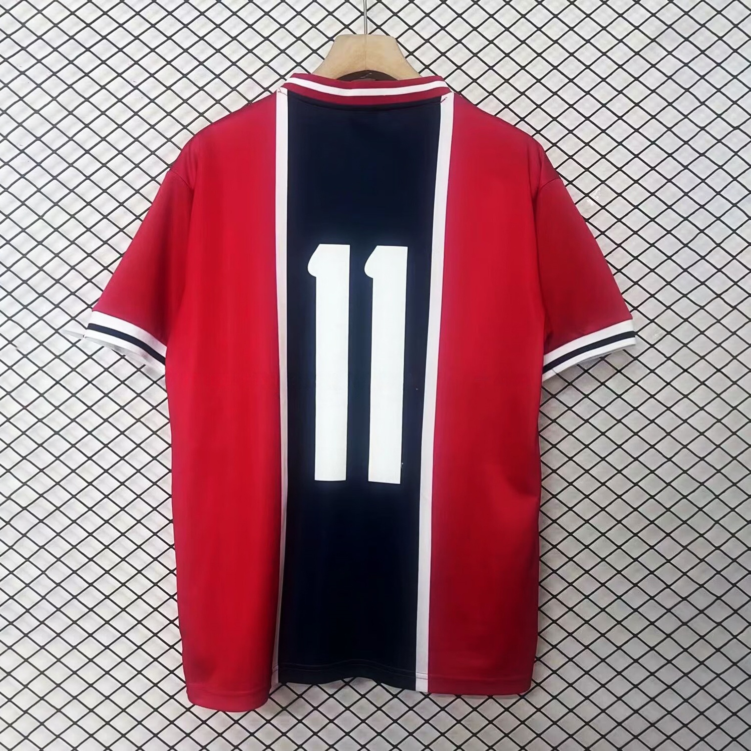 Retro Paris Saint-Germain PSG 1975 Away Jersey with Number 11 - Unitedfutballjersey