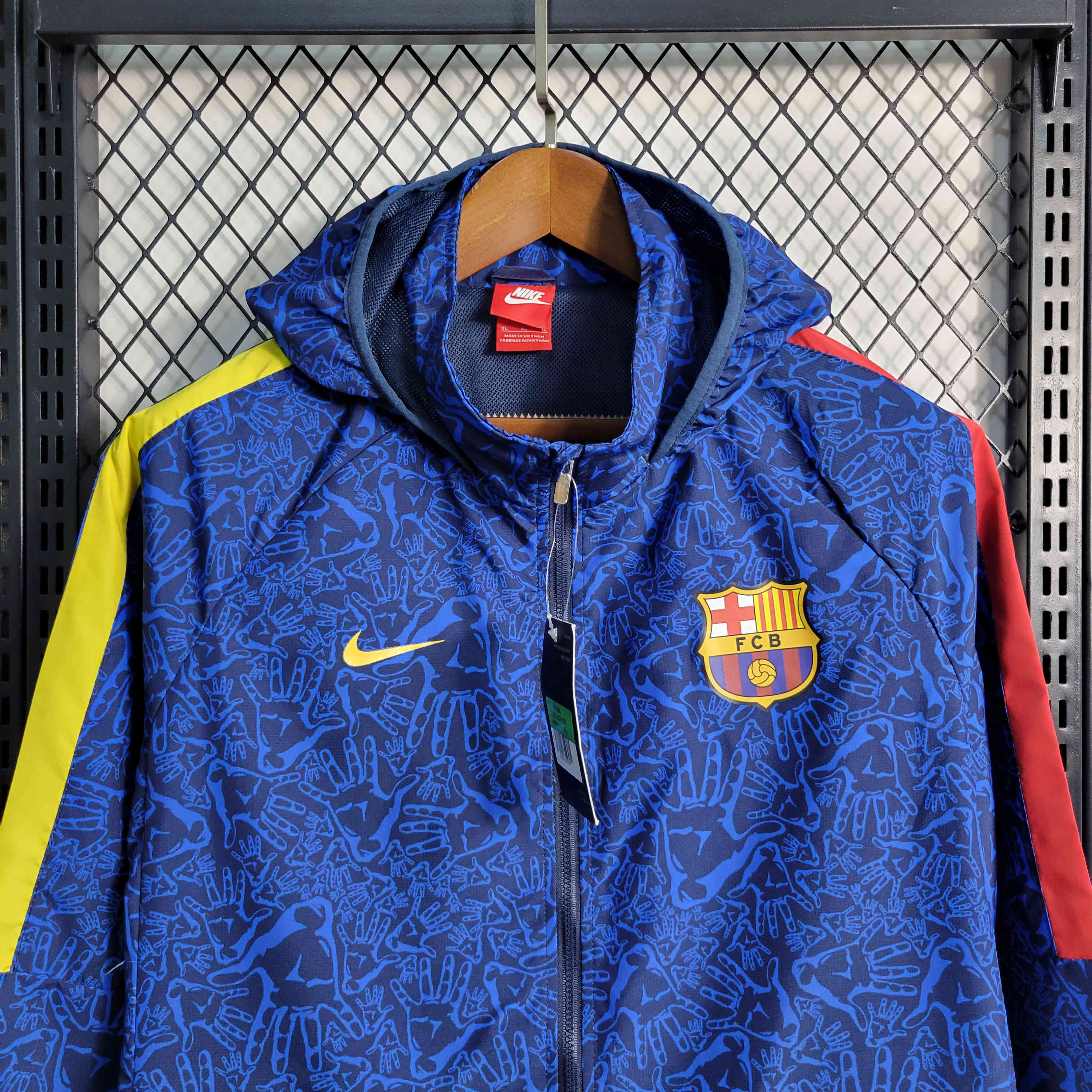 B.A.R.S.A 23-24 Blue Pattern Player Windbreaker - Unitedfutballjersey