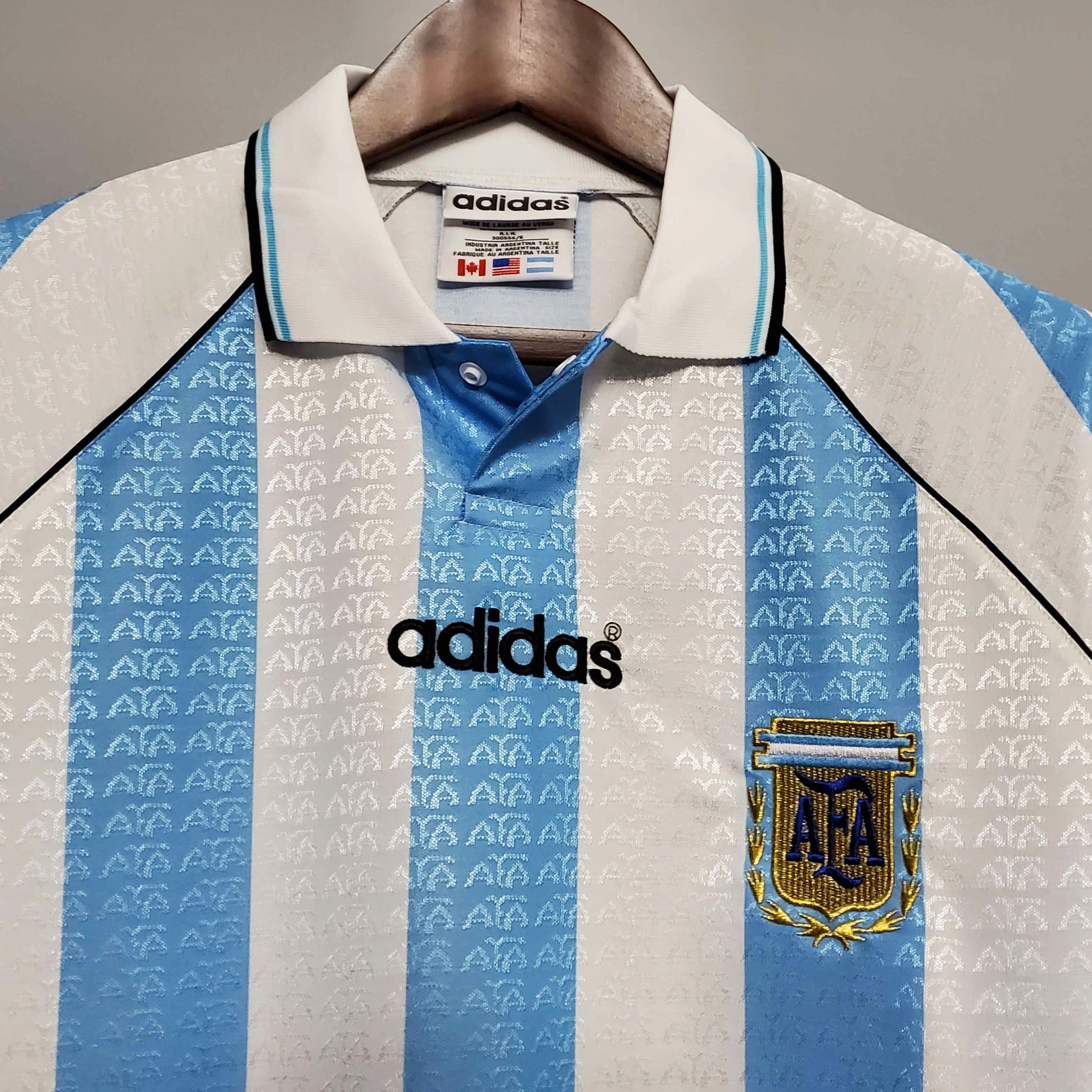 Retro Argentina 1997 Home Stadium Jersey - Unitedfutballjersey