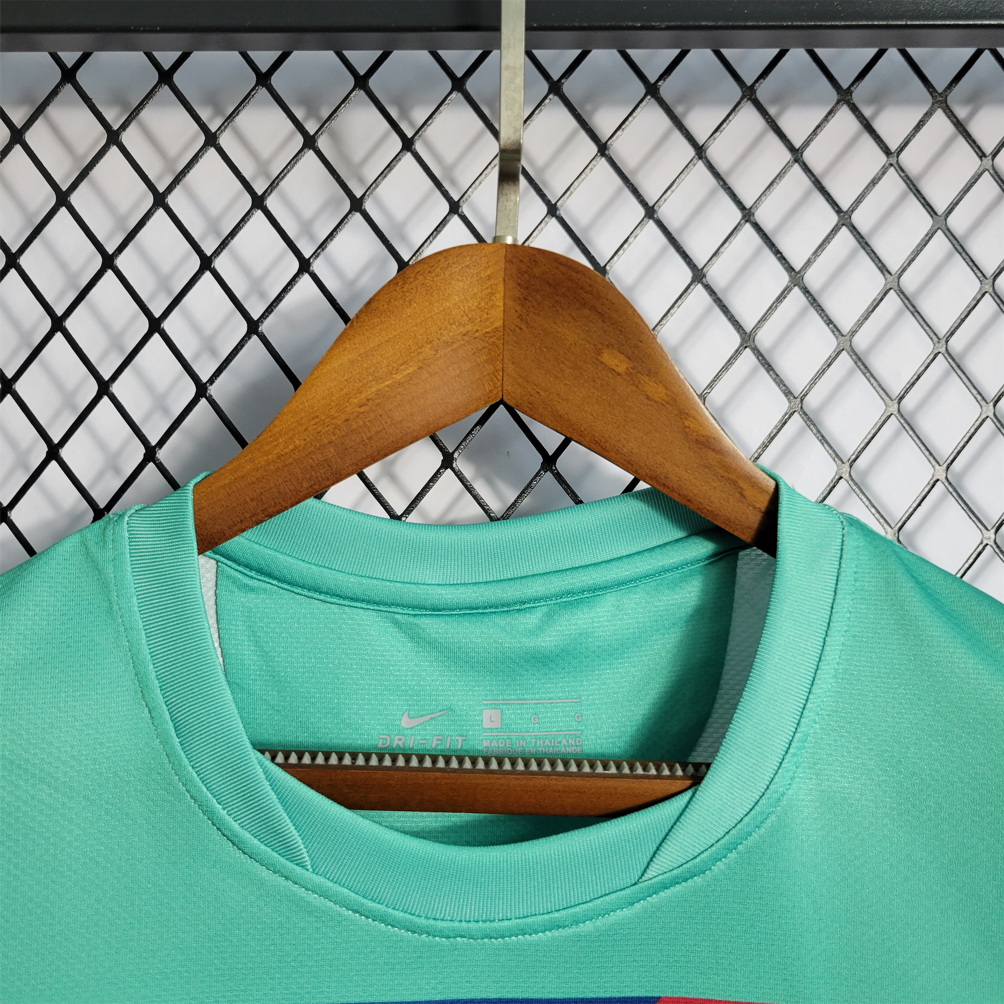 Retro Barcelona 10-11 Away Stadium Jersey - Unitedfutballjersey