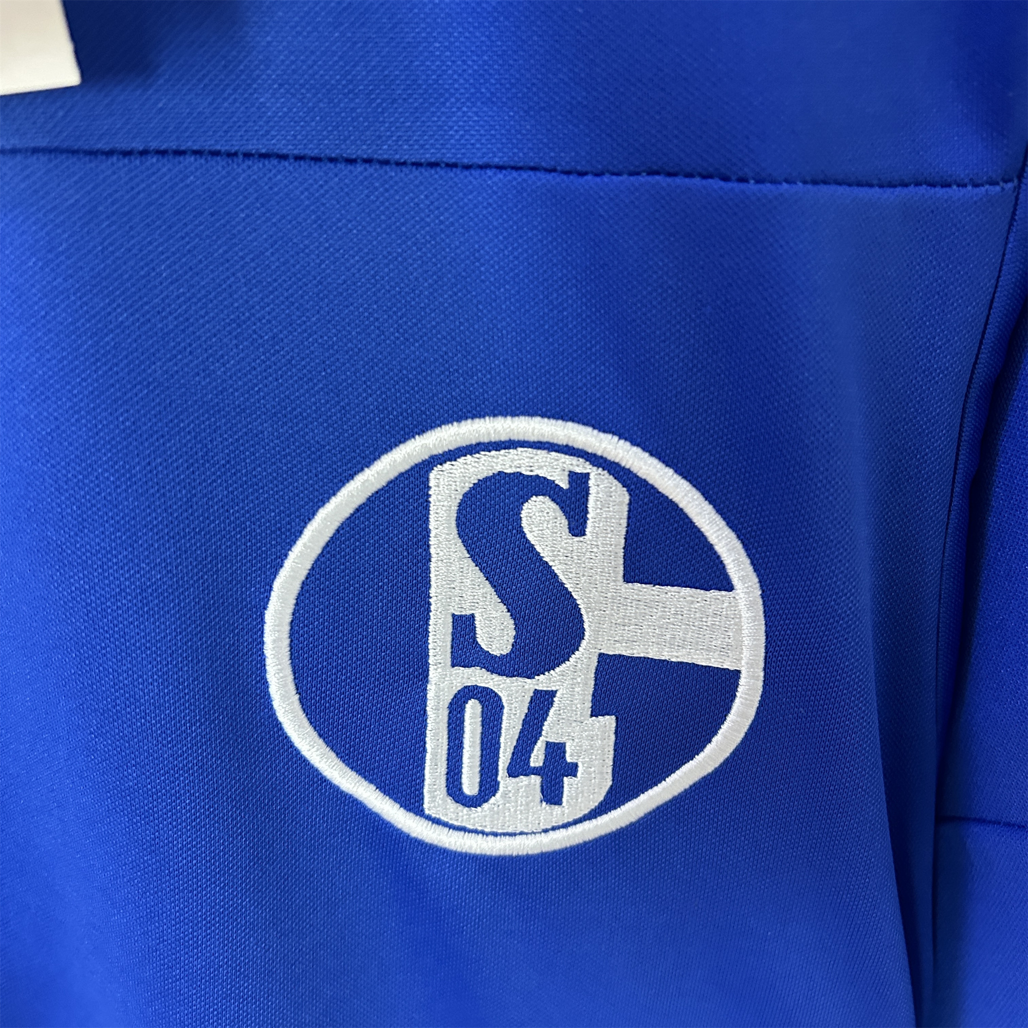 Retro Schalke 04 2010-12 Home Stadium Jersey - Unitedfutballjersey