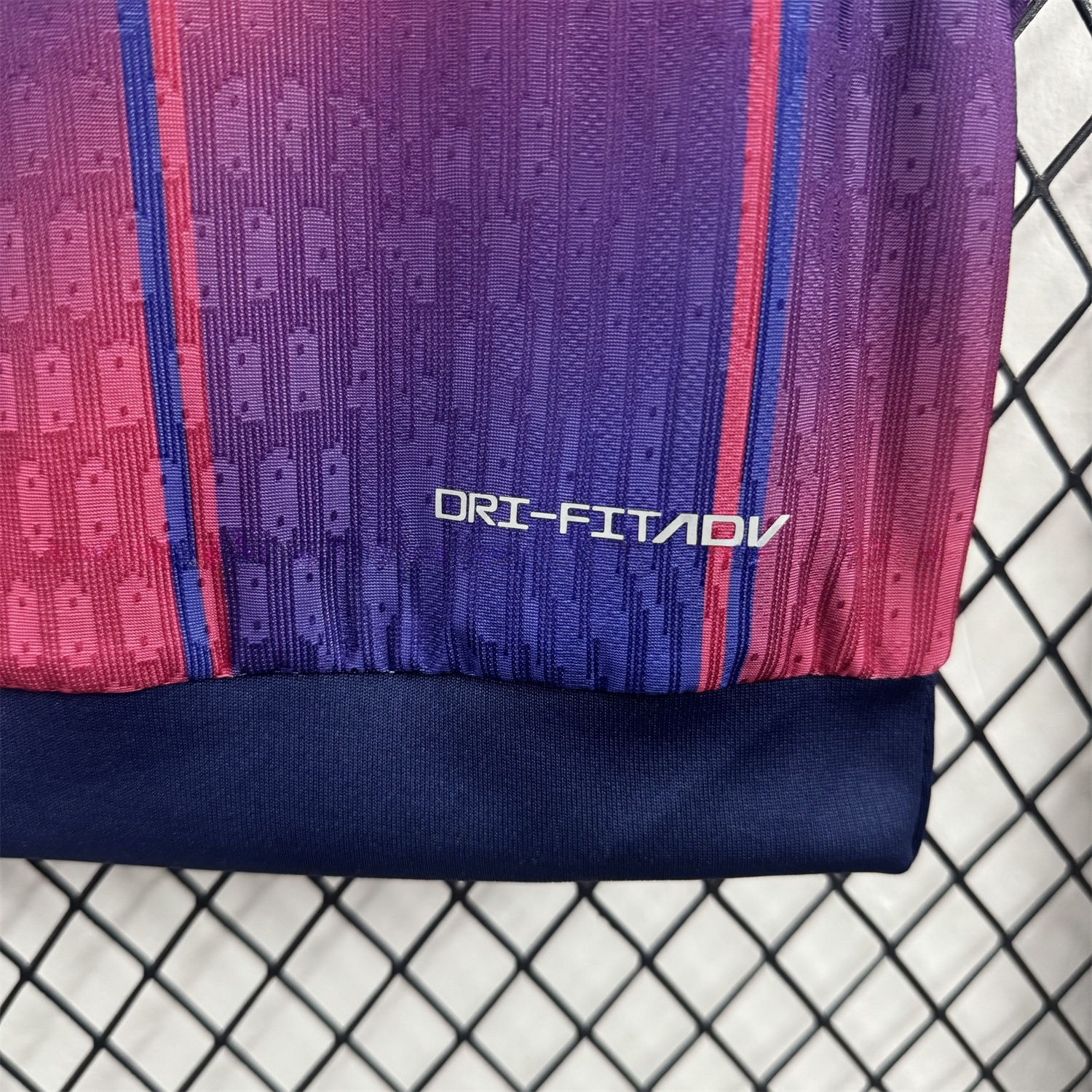 Women's Barcelona 25-26 Home Center Logo Yoga Vest - Unitedfutballjersey