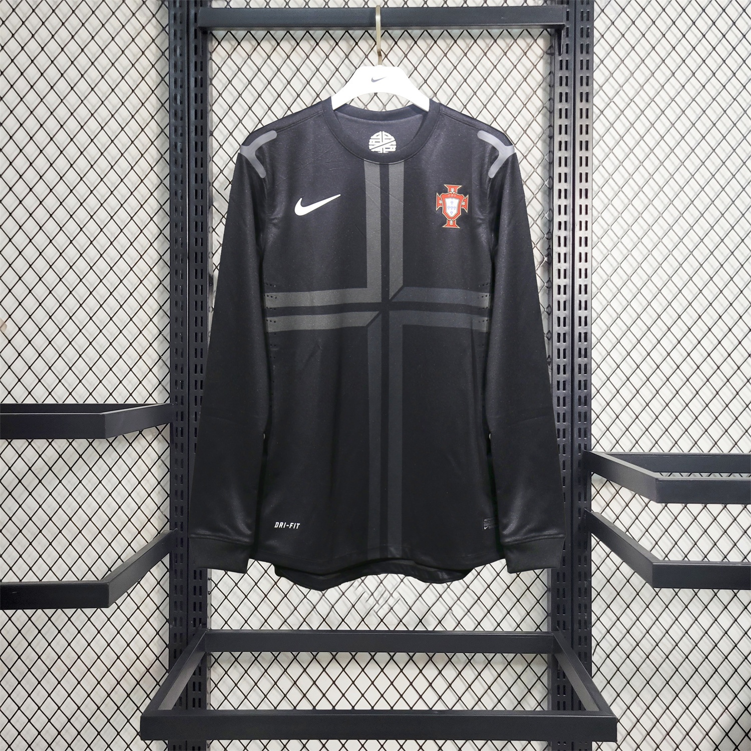 Retro Portugal 2013 Away Long Sleeves Jersey - Player Version - Unitedfutballjersey