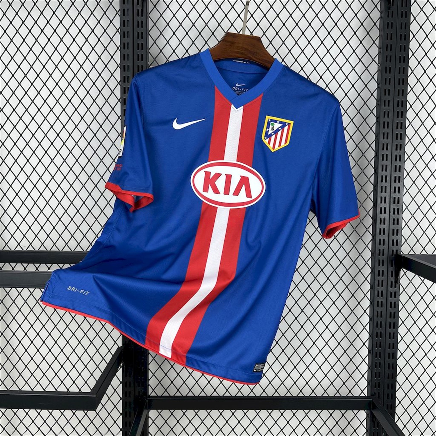 Retro Atletico Madrid 2010-11 Away Jersey - Unitedfutballjersey