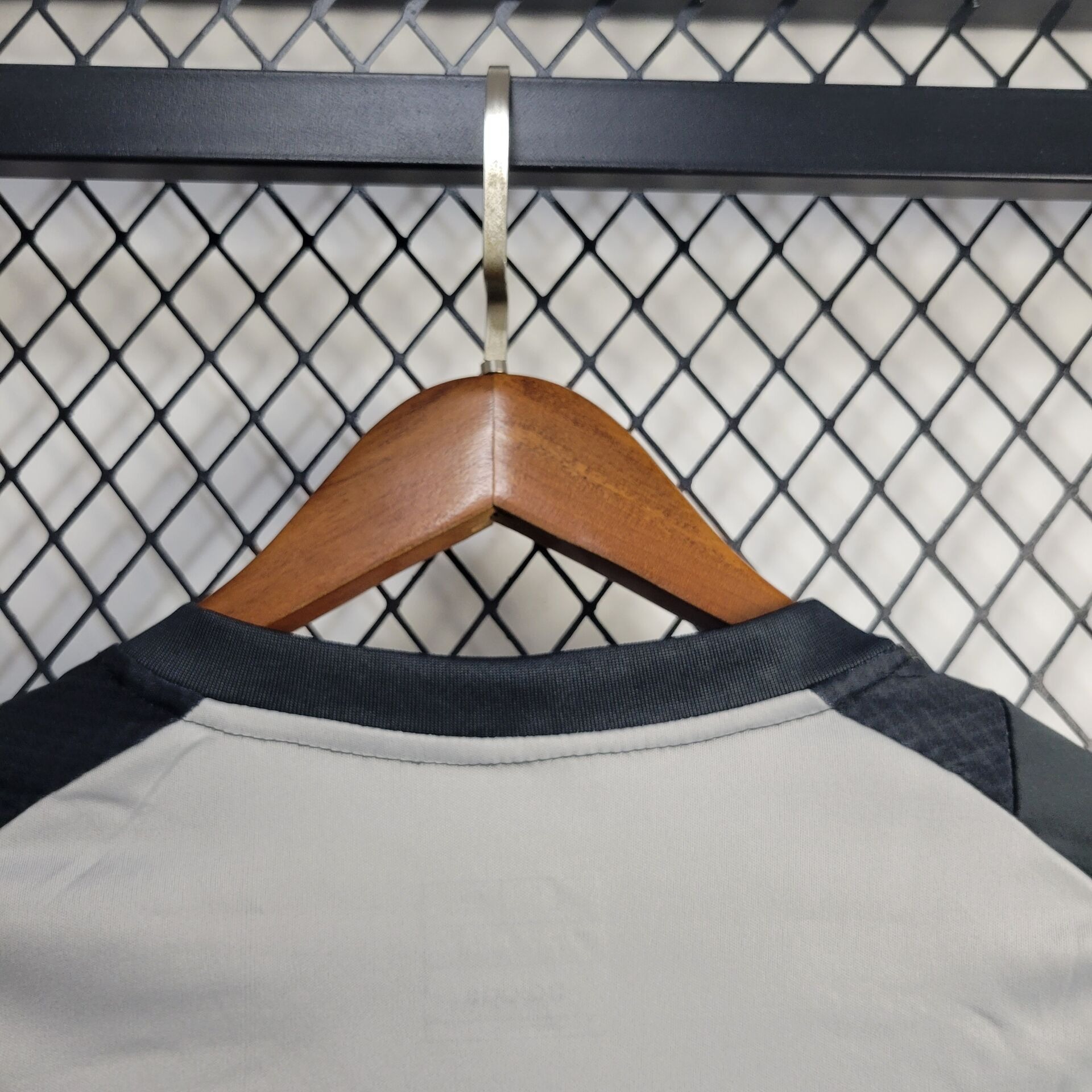 Benfica 24-25 Grey Training Jersey - Fans Version - Unitedfutballjersey