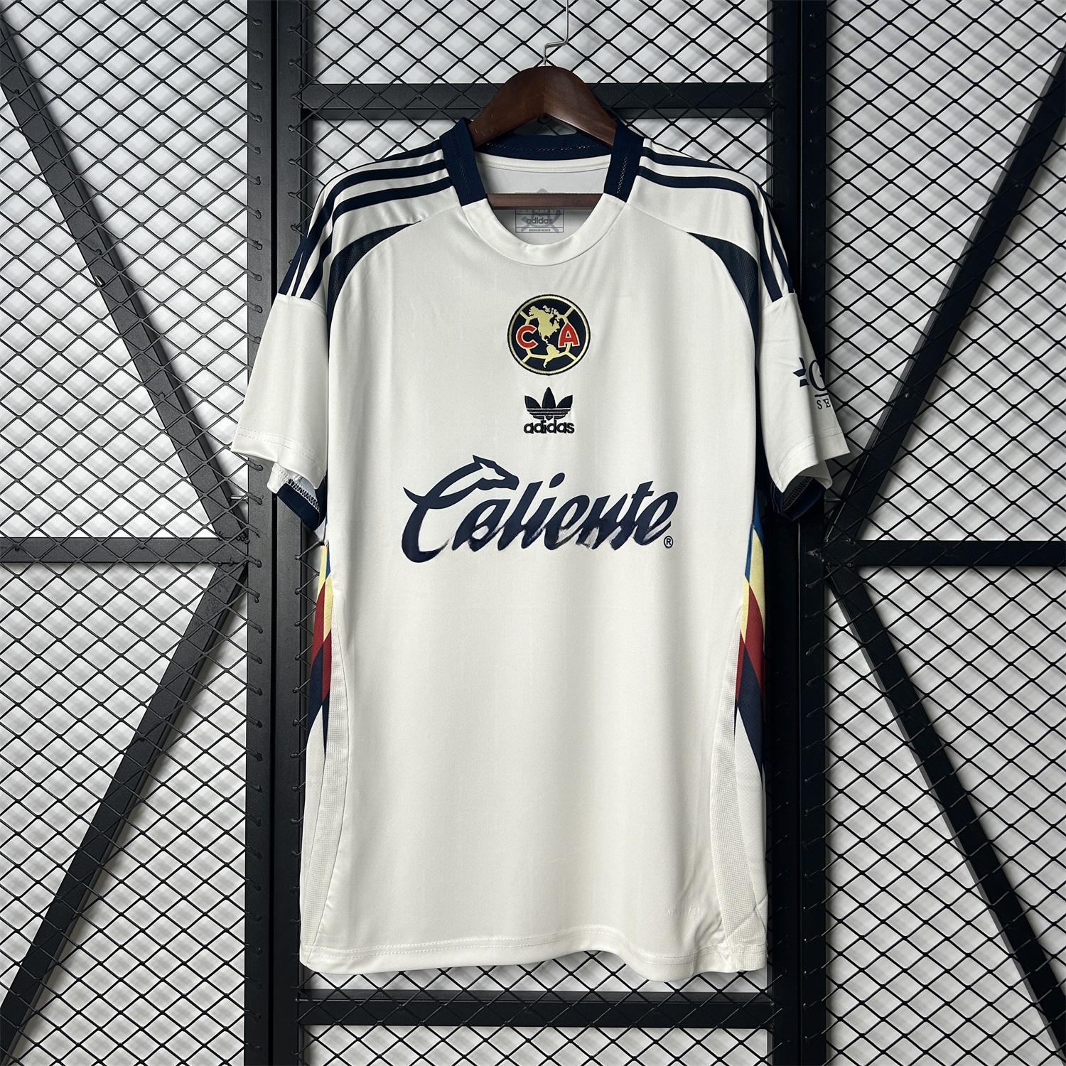 Club América 25-26 White Throwback Trefoil Special Edition Jersey - Fans Version - Unitedfutballjersey