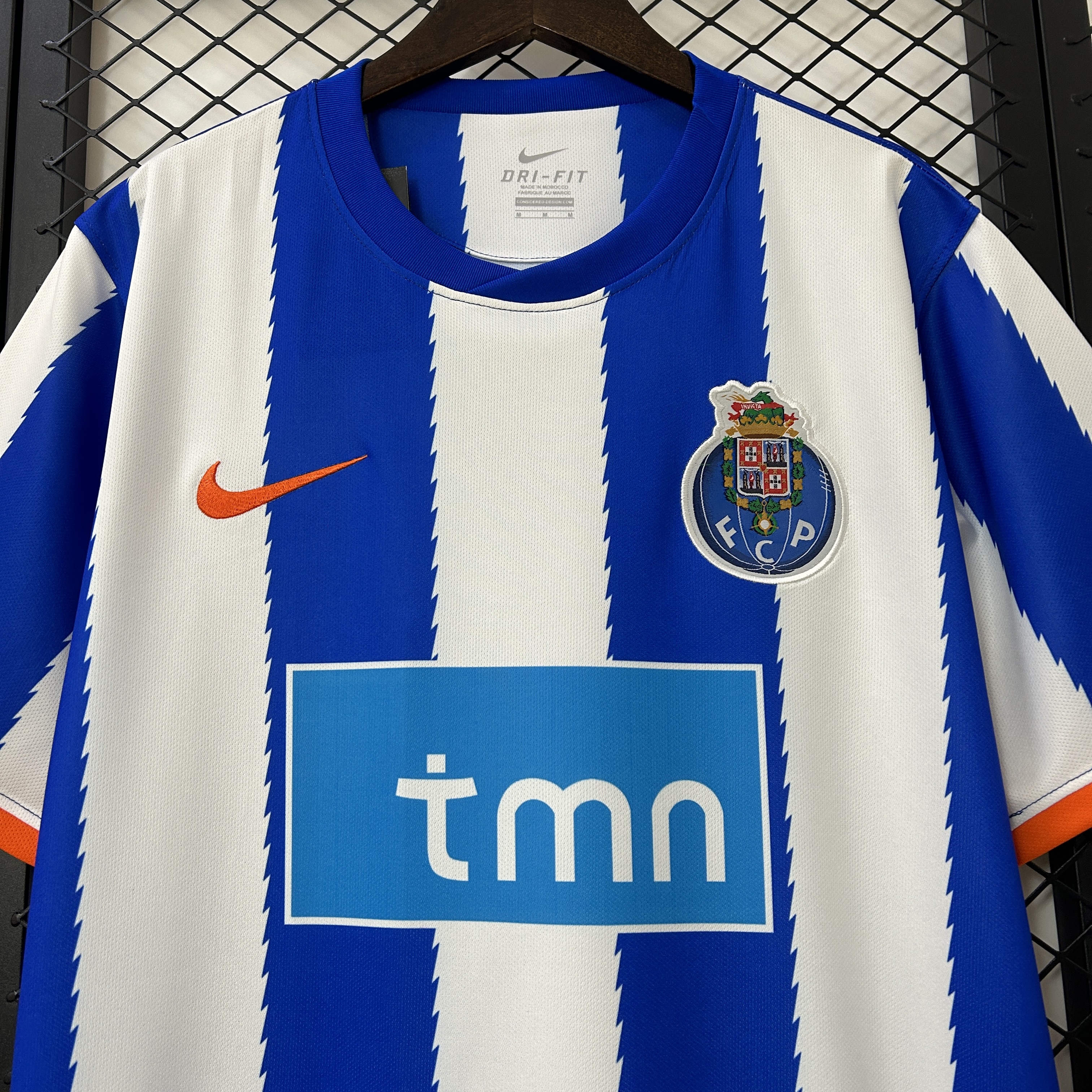 Retro Porto 2010-11 Home Jersey - Unitedfutballjersey