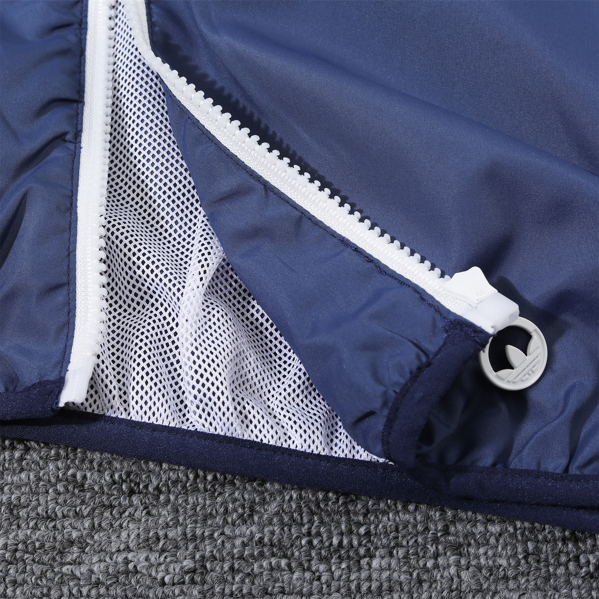 Real Madrid 24-25 White Hooded Windbreaker - Player Version - Unitedfutballjersey