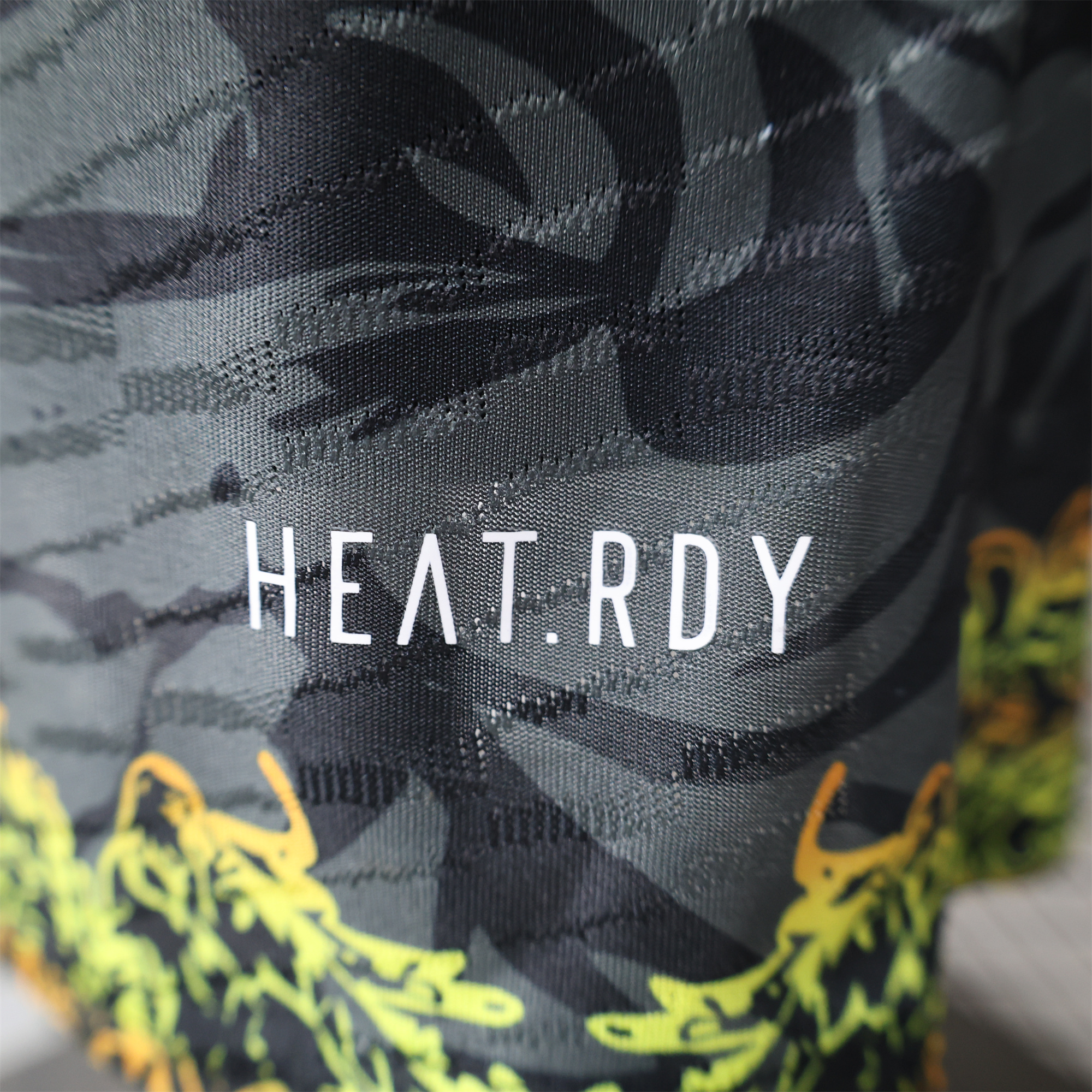 Real Madrid 24-25 Yellow Loong Black Special Edition Jersey - Player Version - Unitedfutballjersey