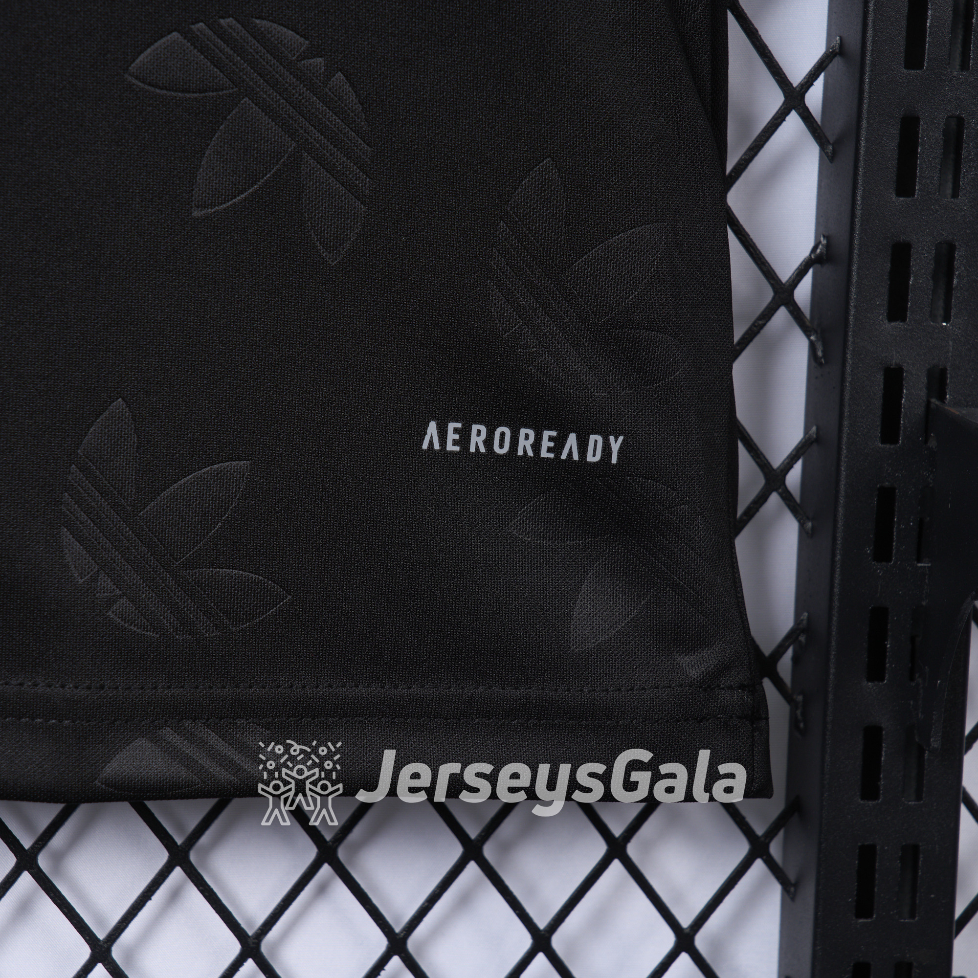 Real Madrid 24-25 Trefoil Black Jersey - Fans Version - Unitedfutballjersey