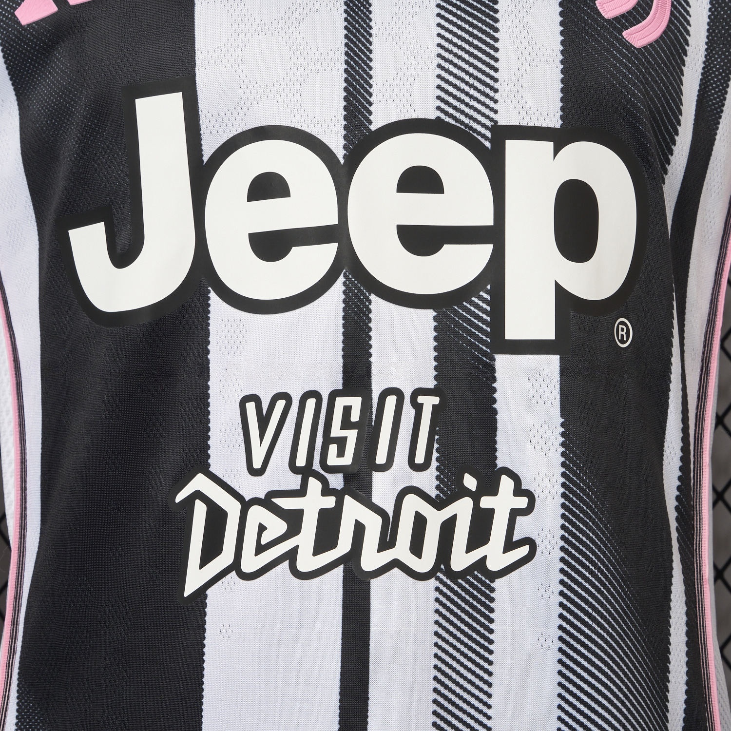 Juventus 25-26 Home Long Sleeves Jersey With Chest Sponsor - Player Version - Unitedfutballjersey