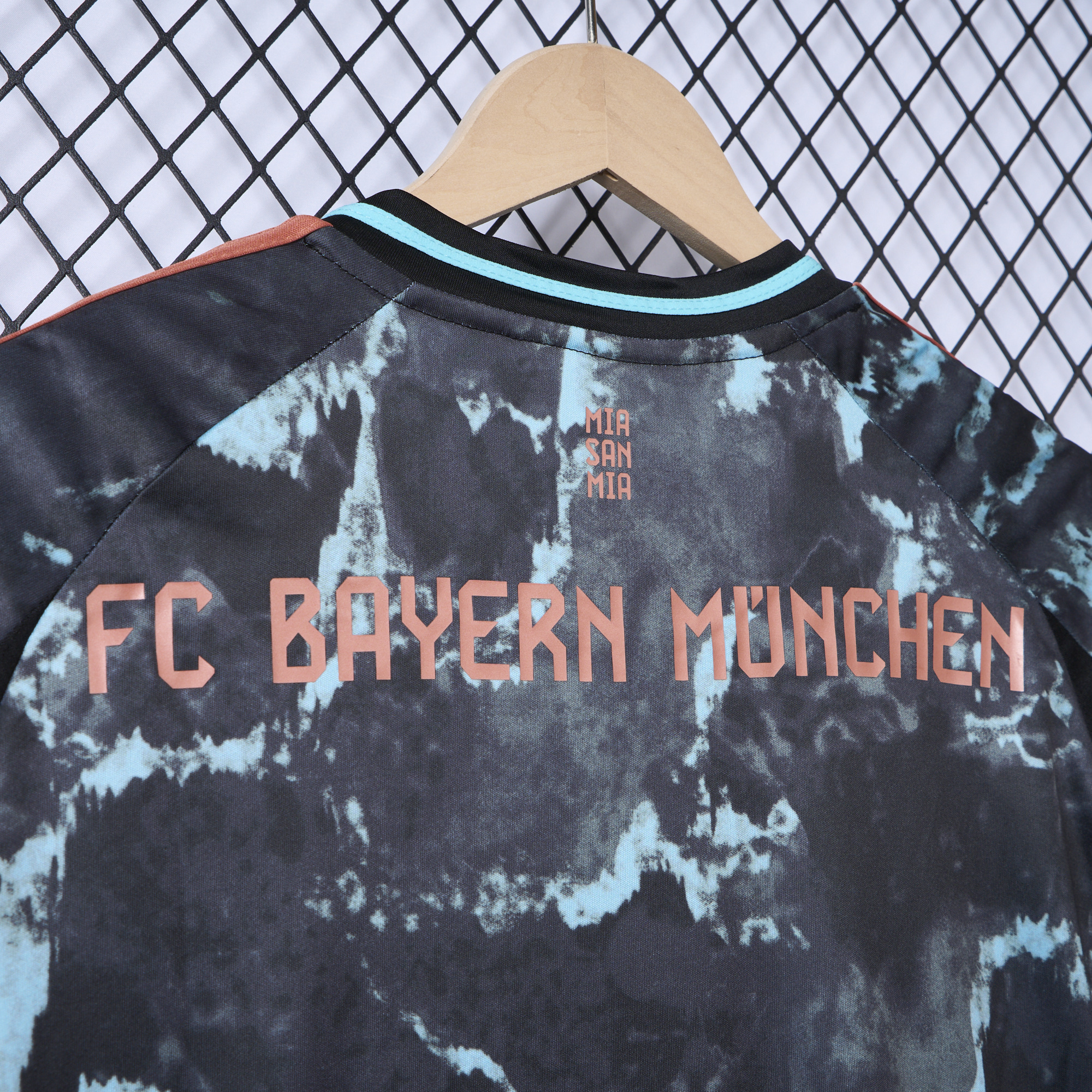 Bayern Munich 24-25 Away Jersey - Fans Version - Unitedfutballjersey